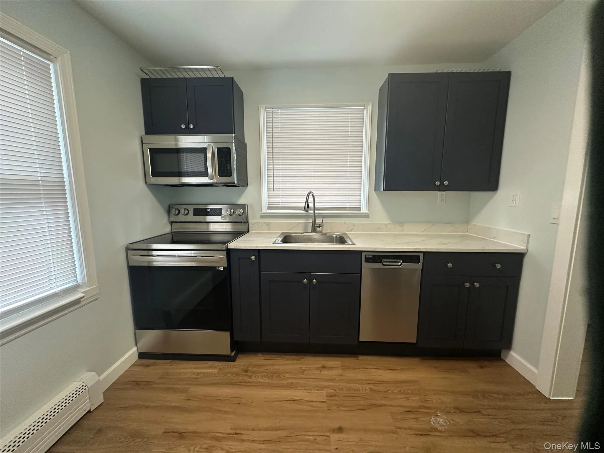 359 Main Street, Huntington, NY, 1 Bedroom Bedrooms, 3 Rooms Rooms,1 BathroomBathrooms,Residential Lease,For Rent,Main,0,1000723 359 Main Street, Huntington, NY, 1 Bedroom Bedrooms, 3 Rooms Rooms,1 BathroomBathrooms,Residential Lease,For Rent,Main,0,1000723