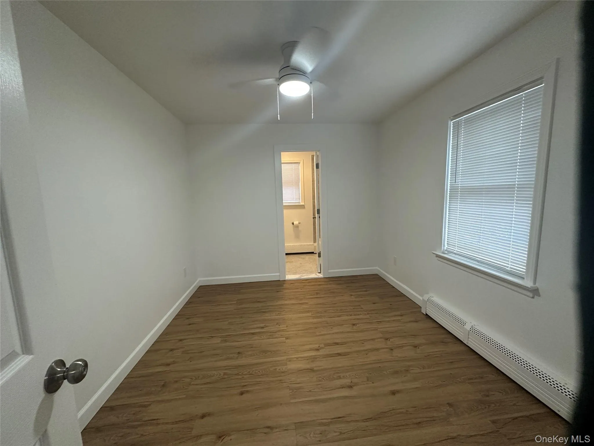 359 Main Street, Huntington, NY, 1 Bedroom Bedrooms, 3 Rooms Rooms,1 BathroomBathrooms,Residential Lease,For Rent,Main,0,1000723 359 Main Street, Huntington, NY, 1 Bedroom Bedrooms, 3 Rooms Rooms,1 BathroomBathrooms,Residential Lease,For Rent,Main,0,1000723