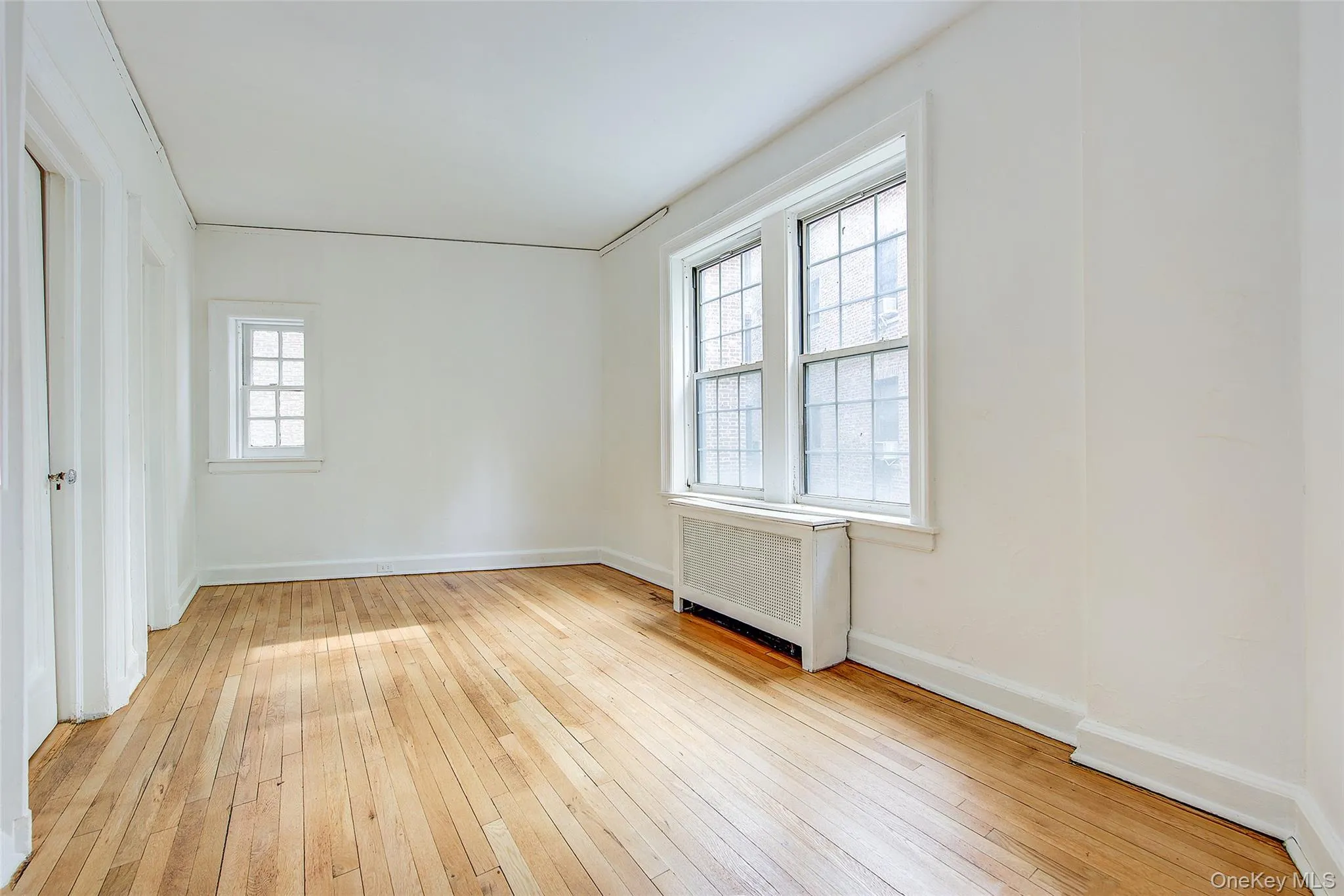 6 Burns Street, New York, NY, 1 Bedroom Bedrooms, 3 Rooms Rooms,1 BathroomBathrooms,Residential Sale,For Rent,Burns,0,1000726 6 Burns Street, New York, NY, 1 Bedroom Bedrooms, 3 Rooms Rooms,1 BathroomBathrooms,Residential Sale,For Rent,Burns,0,1000726