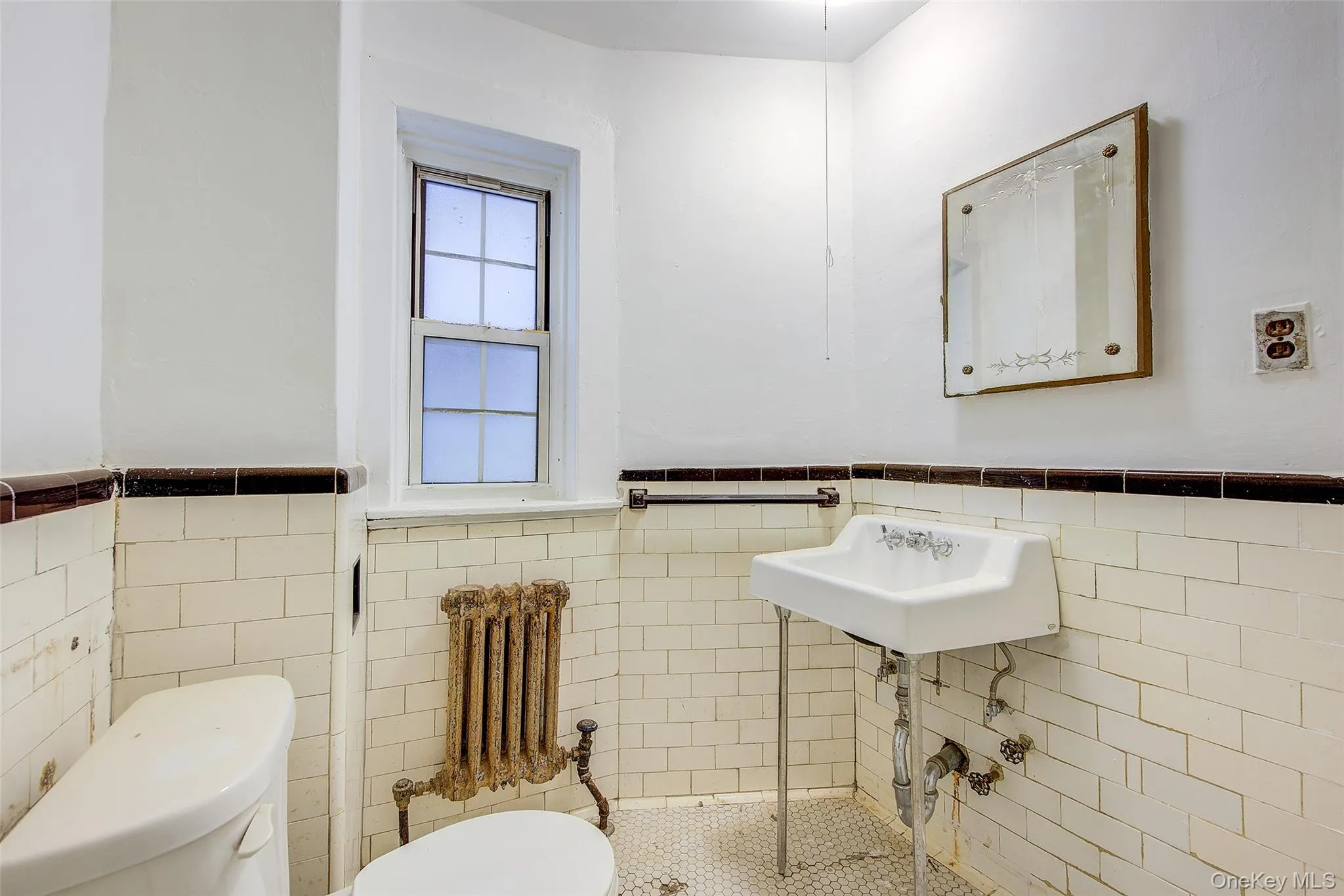 6 Burns Street, New York, NY, 1 Bedroom Bedrooms, 3 Rooms Rooms,1 BathroomBathrooms,Residential Sale,For Rent,Burns,0,1000726 6 Burns Street, New York, NY, 1 Bedroom Bedrooms, 3 Rooms Rooms,1 BathroomBathrooms,Residential Sale,For Rent,Burns,0,1000726