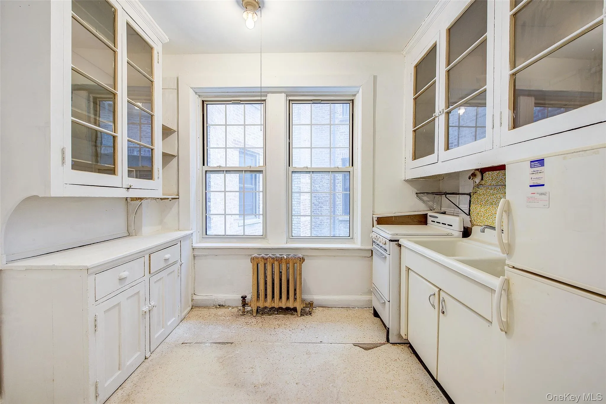 6 Burns Street, New York, NY, 1 Bedroom Bedrooms, 3 Rooms Rooms,1 BathroomBathrooms,Residential Sale,For Rent,Burns,0,1000726 6 Burns Street, New York, NY, 1 Bedroom Bedrooms, 3 Rooms Rooms,1 BathroomBathrooms,Residential Sale,For Rent,Burns,0,1000726