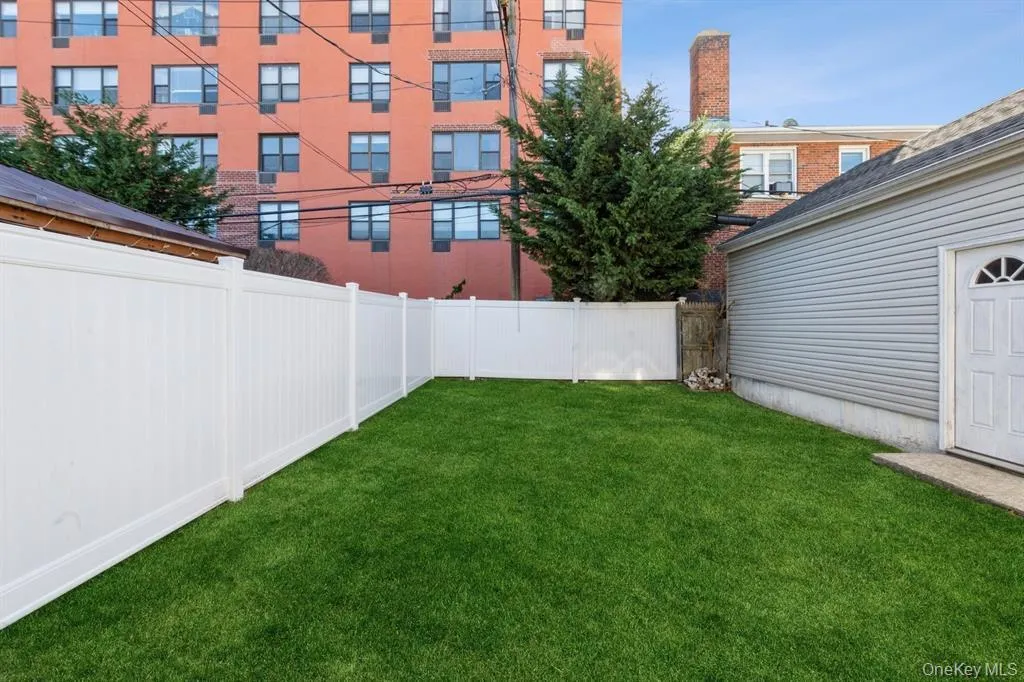 322 Penn Street, Long Beach, NY, 1 Bedroom Bedrooms, 3 Rooms Rooms,1 BathroomBathrooms,Residential Lease,For Rent,Penn,0,1000727 322 Penn Street, Long Beach, NY, 1 Bedroom Bedrooms, 3 Rooms Rooms,1 BathroomBathrooms,Residential Lease,For Rent,Penn,0,1000727