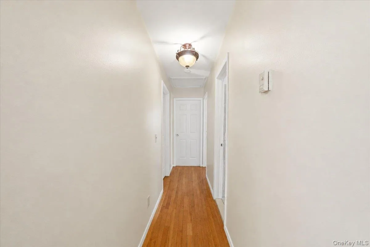 380 Sheridan Street, North Hempstead, NY, 5 Bedrooms Bedrooms, 10 Rooms Rooms,2 BathroomsBathrooms,Residential,For Rent,Sheridan,0,1000728 380 Sheridan Street, North Hempstead, NY, 5 Bedrooms Bedrooms, 10 Rooms Rooms,2 BathroomsBathrooms,Residential,For Rent,Sheridan,0,1000728