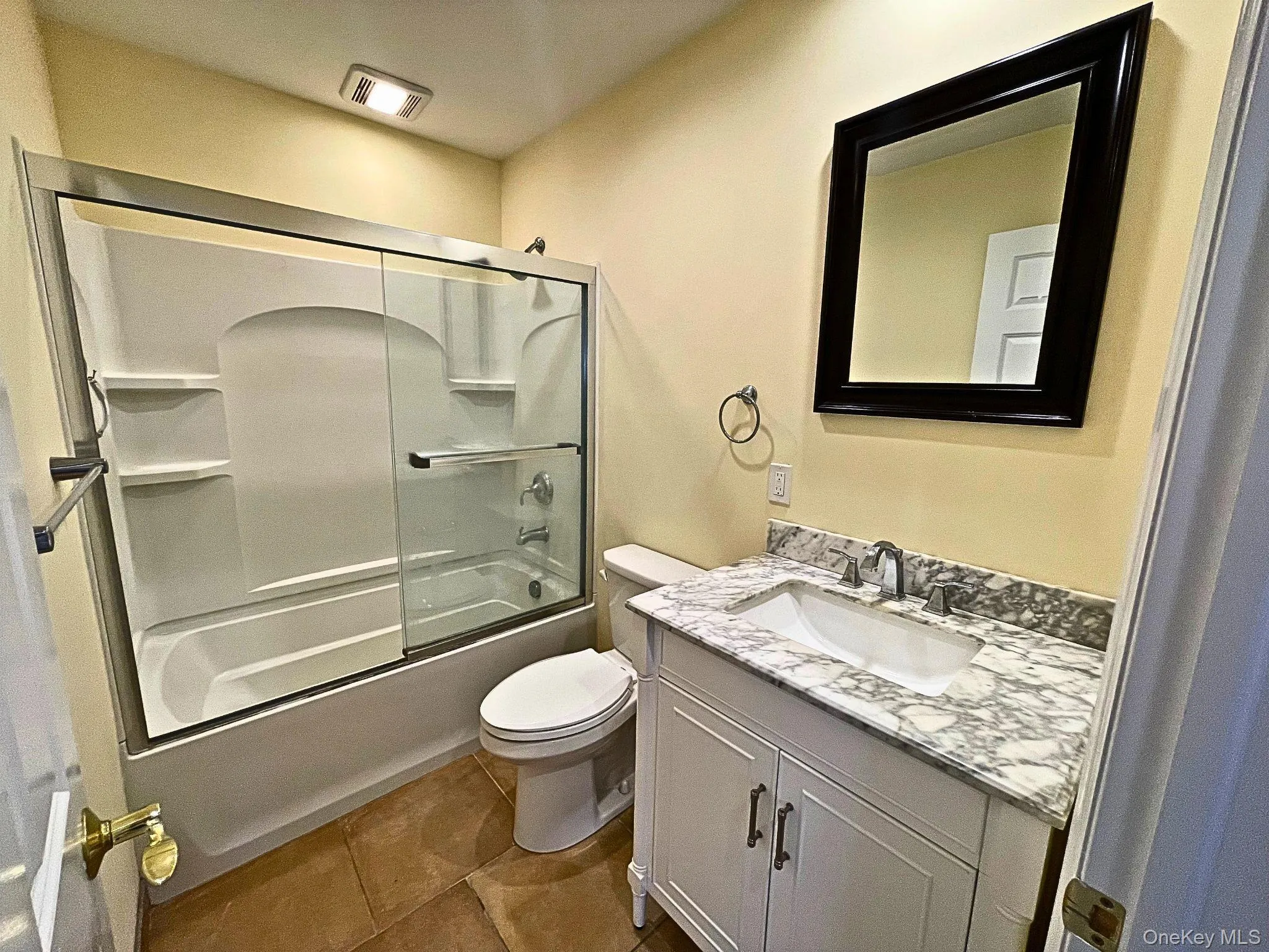 Bathroom Bathroom