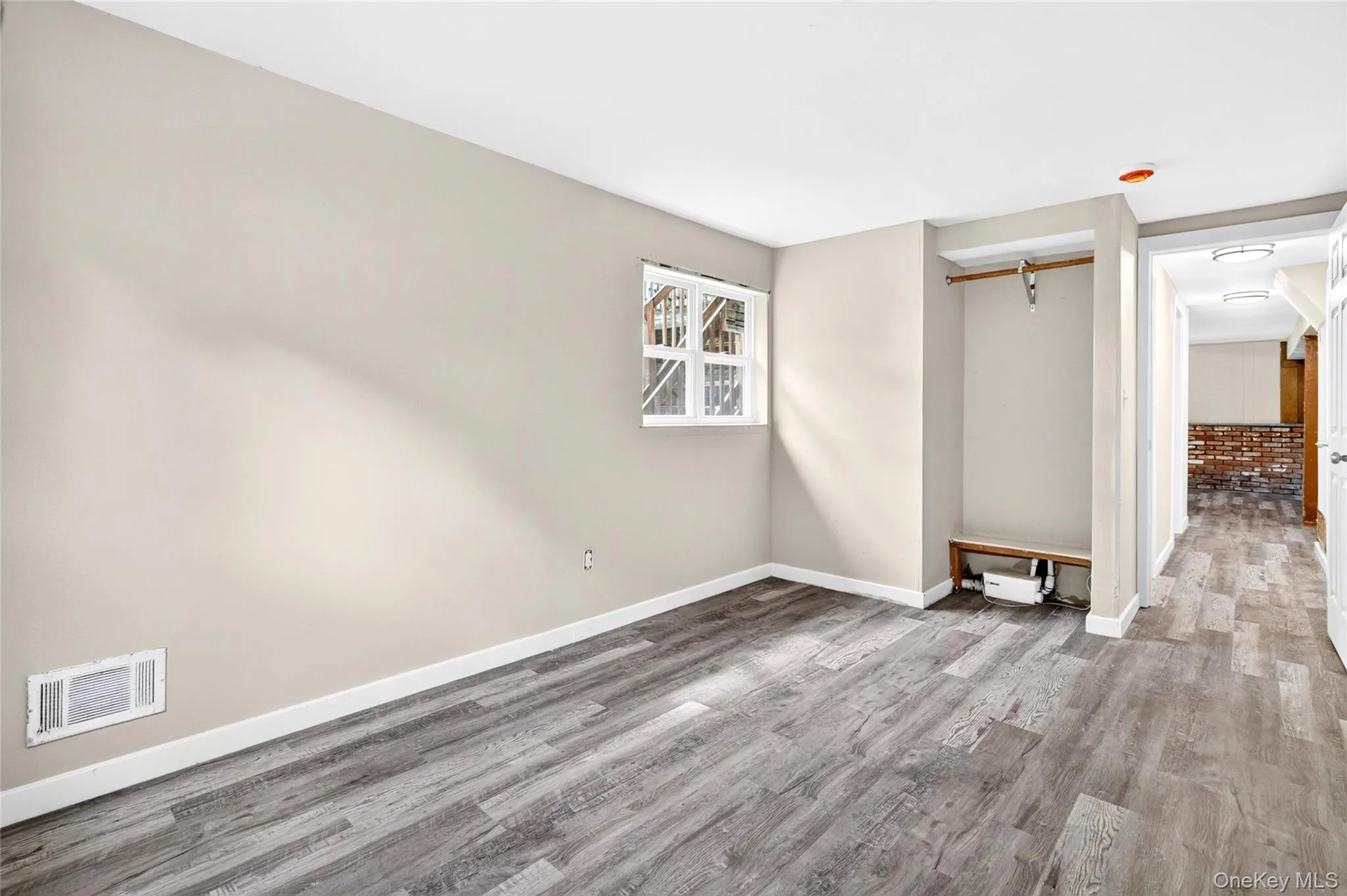 23 Marcy Lane, Middletown, NY, 4 Bedrooms Bedrooms, 8 Rooms Rooms,1 BathroomBathrooms,Residential,For Rent,Marcy,0,1000738 23 Marcy Lane, Middletown, NY, 4 Bedrooms Bedrooms, 8 Rooms Rooms,1 BathroomBathrooms,Residential,For Rent,Marcy,0,1000738