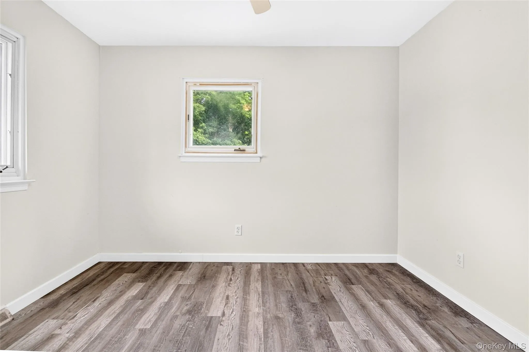 23 Marcy Lane, Middletown, NY, 4 Bedrooms Bedrooms, 8 Rooms Rooms,1 BathroomBathrooms,Residential,For Rent,Marcy,0,1000738 23 Marcy Lane, Middletown, NY, 4 Bedrooms Bedrooms, 8 Rooms Rooms,1 BathroomBathrooms,Residential,For Rent,Marcy,0,1000738