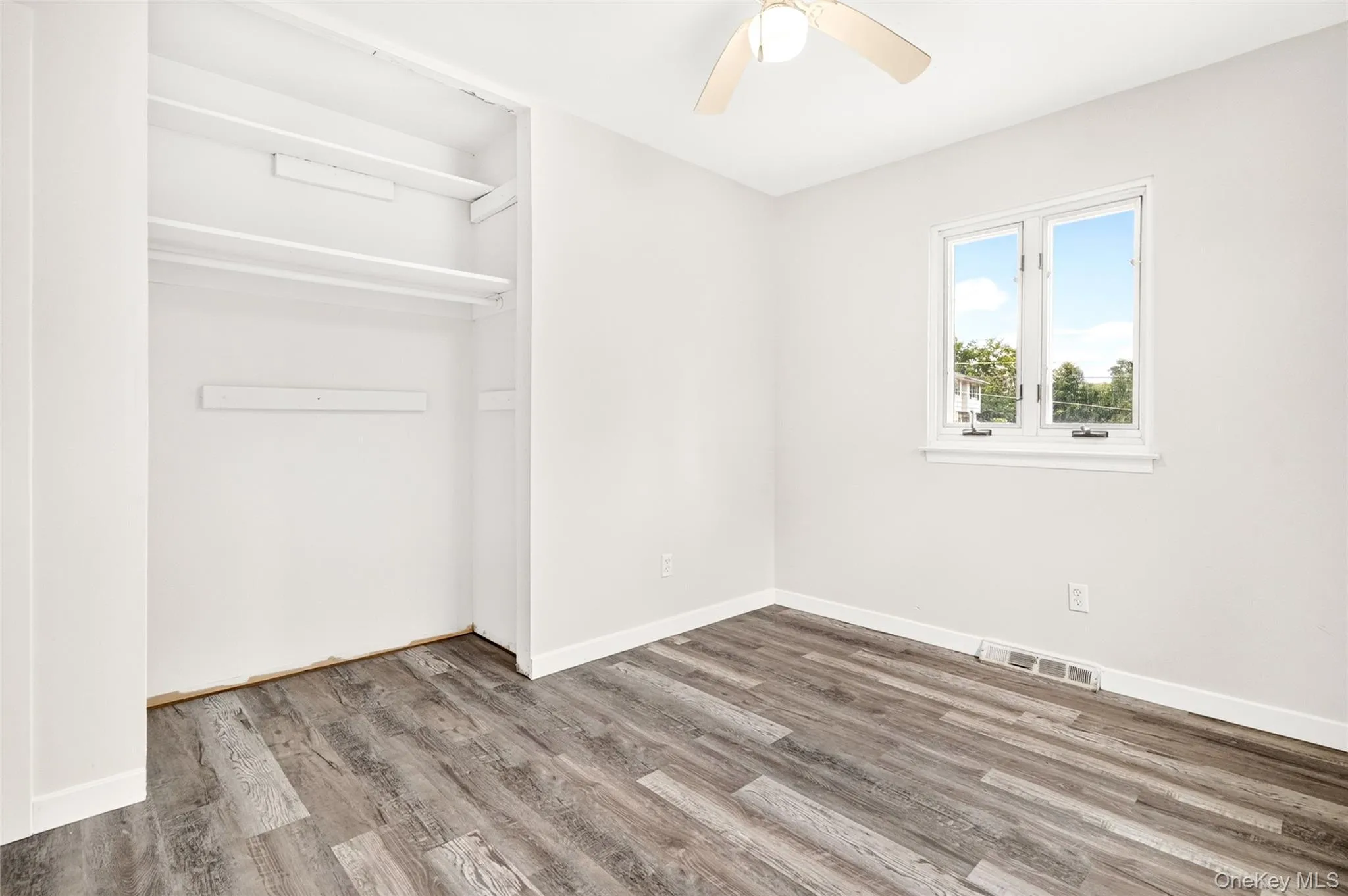 23 Marcy Lane, Middletown, NY, 4 Bedrooms Bedrooms, 8 Rooms Rooms,1 BathroomBathrooms,Residential,For Rent,Marcy,0,1000738 23 Marcy Lane, Middletown, NY, 4 Bedrooms Bedrooms, 8 Rooms Rooms,1 BathroomBathrooms,Residential,For Rent,Marcy,0,1000738