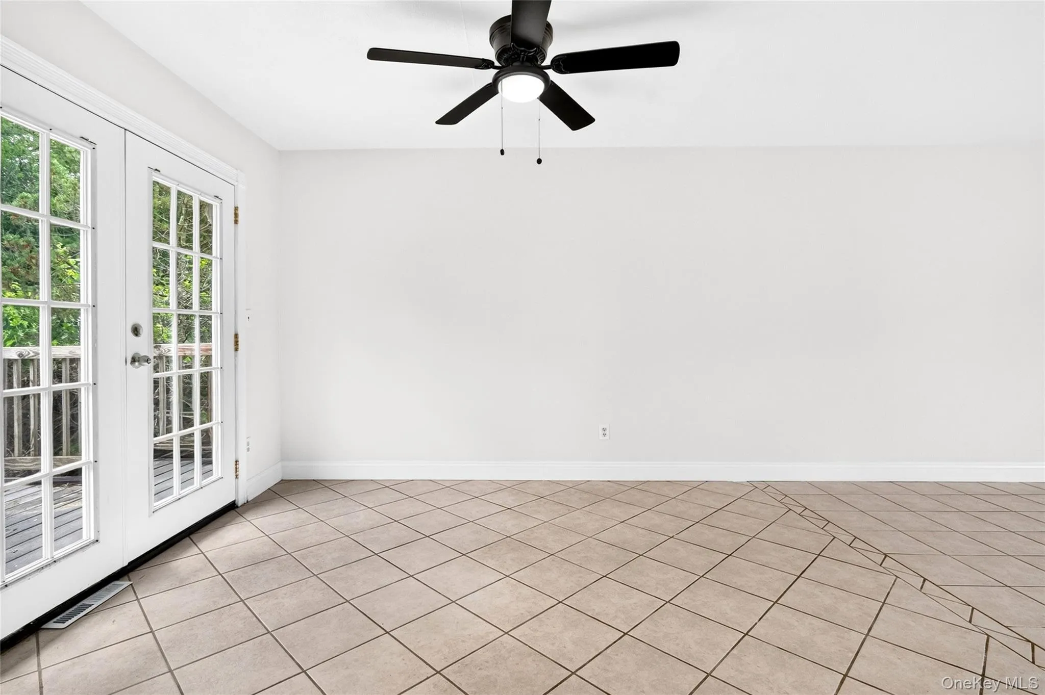 23 Marcy Lane, Middletown, NY, 4 Bedrooms Bedrooms, 8 Rooms Rooms,1 BathroomBathrooms,Residential,For Rent,Marcy,0,1000738 23 Marcy Lane, Middletown, NY, 4 Bedrooms Bedrooms, 8 Rooms Rooms,1 BathroomBathrooms,Residential,For Rent,Marcy,0,1000738