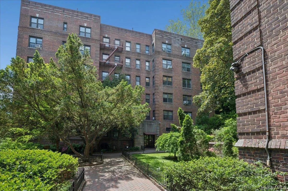 3015 Riverdale Avenue, New York, NY, 1 Bedroom Bedrooms, 3 Rooms Rooms,1 BathroomBathrooms,Residential Sale,For Rent,Riverdale,0,1000741 3015 Riverdale Avenue, New York, NY, 1 Bedroom Bedrooms, 3 Rooms Rooms,1 BathroomBathrooms,Residential Sale,For Rent,Riverdale,0,1000741