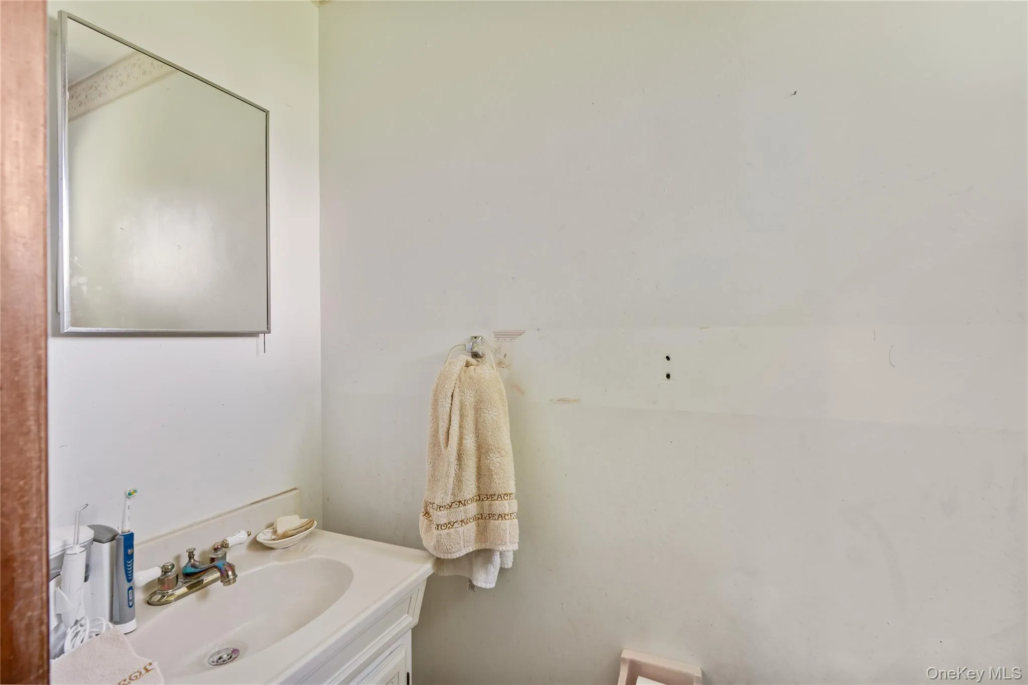 200 Conklingtown Road, Goshen, NY, 3 Bedrooms Bedrooms, 6 Rooms Rooms,2 BathroomsBathrooms,Residential Sale,For Rent,Conklingtown,0,1000742 200 Conklingtown Road, Goshen, NY, 3 Bedrooms Bedrooms, 6 Rooms Rooms,2 BathroomsBathrooms,Residential Sale,For Rent,Conklingtown,0,1000742