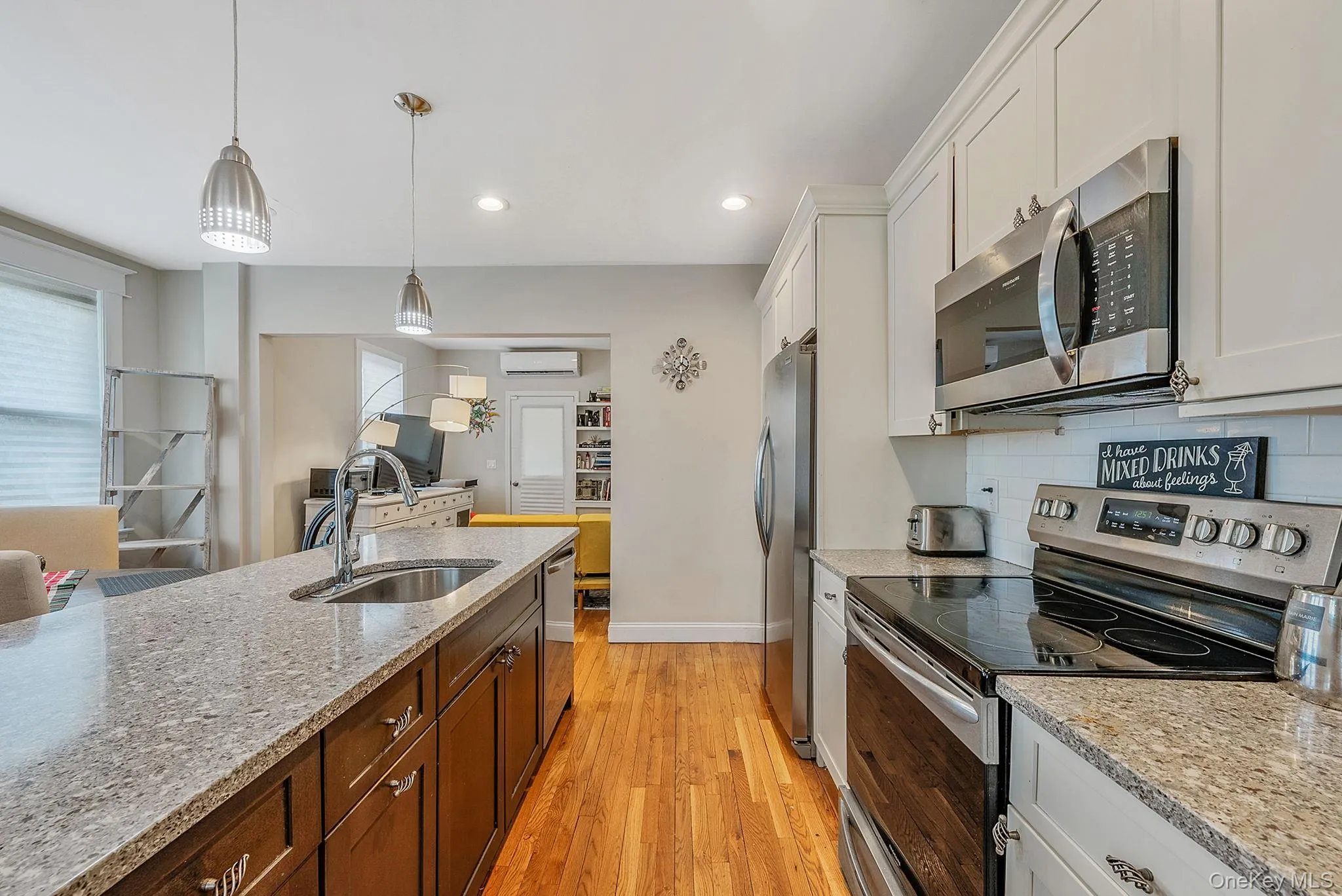 15 Northridge Street, Huntington, NY, 4 Bedrooms Bedrooms, 8 Rooms Rooms,3 BathroomsBathrooms,Residential,For Rent,Northridge,0,1000743 15 Northridge Street, Huntington, NY, 4 Bedrooms Bedrooms, 8 Rooms Rooms,3 BathroomsBathrooms,Residential,For Rent,Northridge,0,1000743
