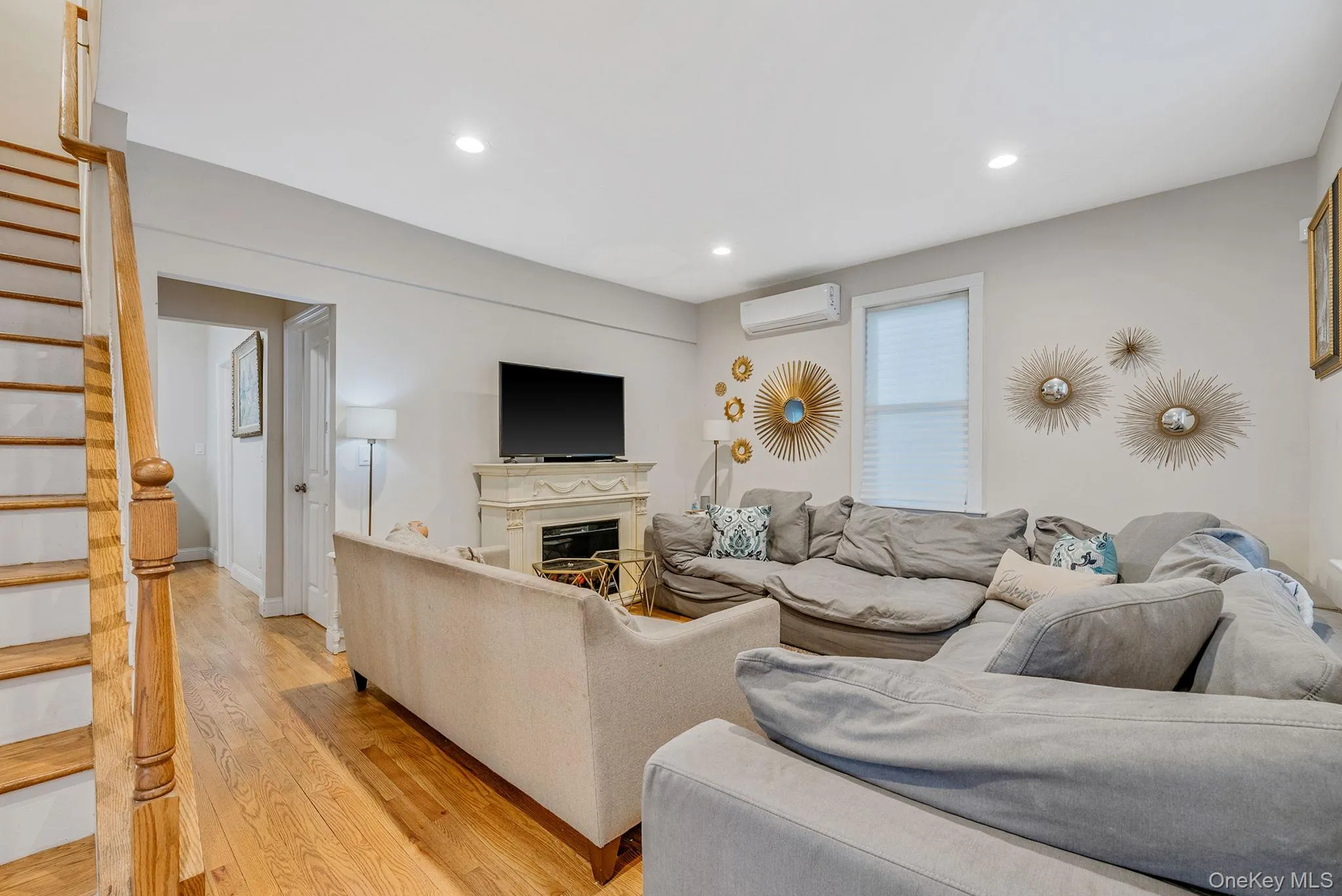 15 Northridge Street, Huntington, NY, 4 Bedrooms Bedrooms, 8 Rooms Rooms,3 BathroomsBathrooms,Residential,For Rent,Northridge,0,1000743 15 Northridge Street, Huntington, NY, 4 Bedrooms Bedrooms, 8 Rooms Rooms,3 BathroomsBathrooms,Residential,For Rent,Northridge,0,1000743