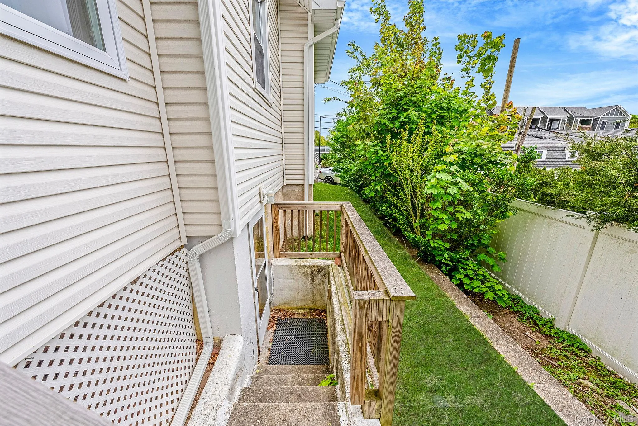 15 Northridge Street, Huntington, NY, 4 Bedrooms Bedrooms, 8 Rooms Rooms,3 BathroomsBathrooms,Residential,For Rent,Northridge,0,1000743 15 Northridge Street, Huntington, NY, 4 Bedrooms Bedrooms, 8 Rooms Rooms,3 BathroomsBathrooms,Residential,For Rent,Northridge,0,1000743