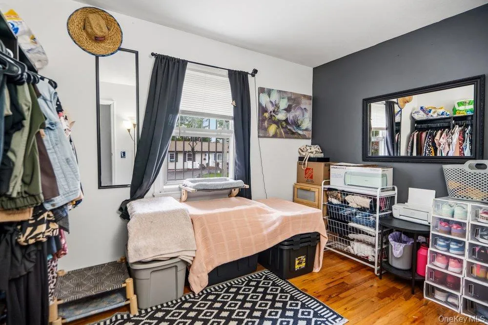 10 Francisco Avenue, Islip, NY, 3 Bedrooms Bedrooms, 5 Rooms Rooms,1 BathroomBathrooms,Residential Sale,For Rent,Francisco,0,1000745 10 Francisco Avenue, Islip, NY, 3 Bedrooms Bedrooms, 5 Rooms Rooms,1 BathroomBathrooms,Residential Sale,For Rent,Francisco,0,1000745