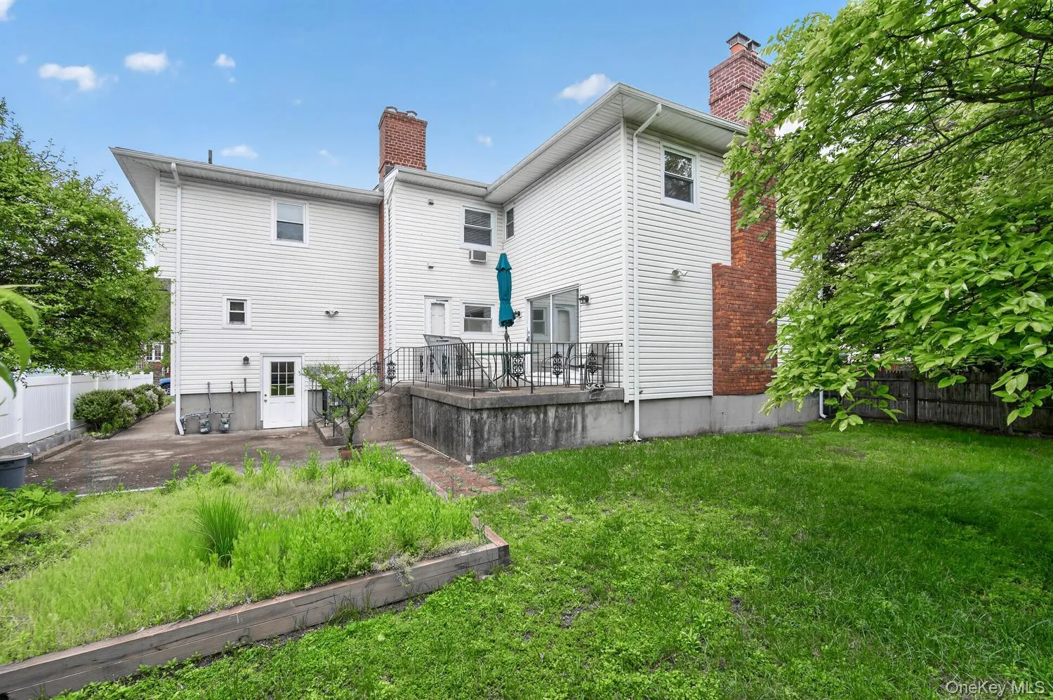 68B Graywood, North Hempstead, NY, 4 Bedrooms Bedrooms, 6 Rooms Rooms,4 BathroomsBathrooms,Residential Lease,For Rent,Graywood,0,1000746 68B Graywood, North Hempstead, NY, 4 Bedrooms Bedrooms, 6 Rooms Rooms,4 BathroomsBathrooms,Residential Lease,For Rent,Graywood,0,1000746