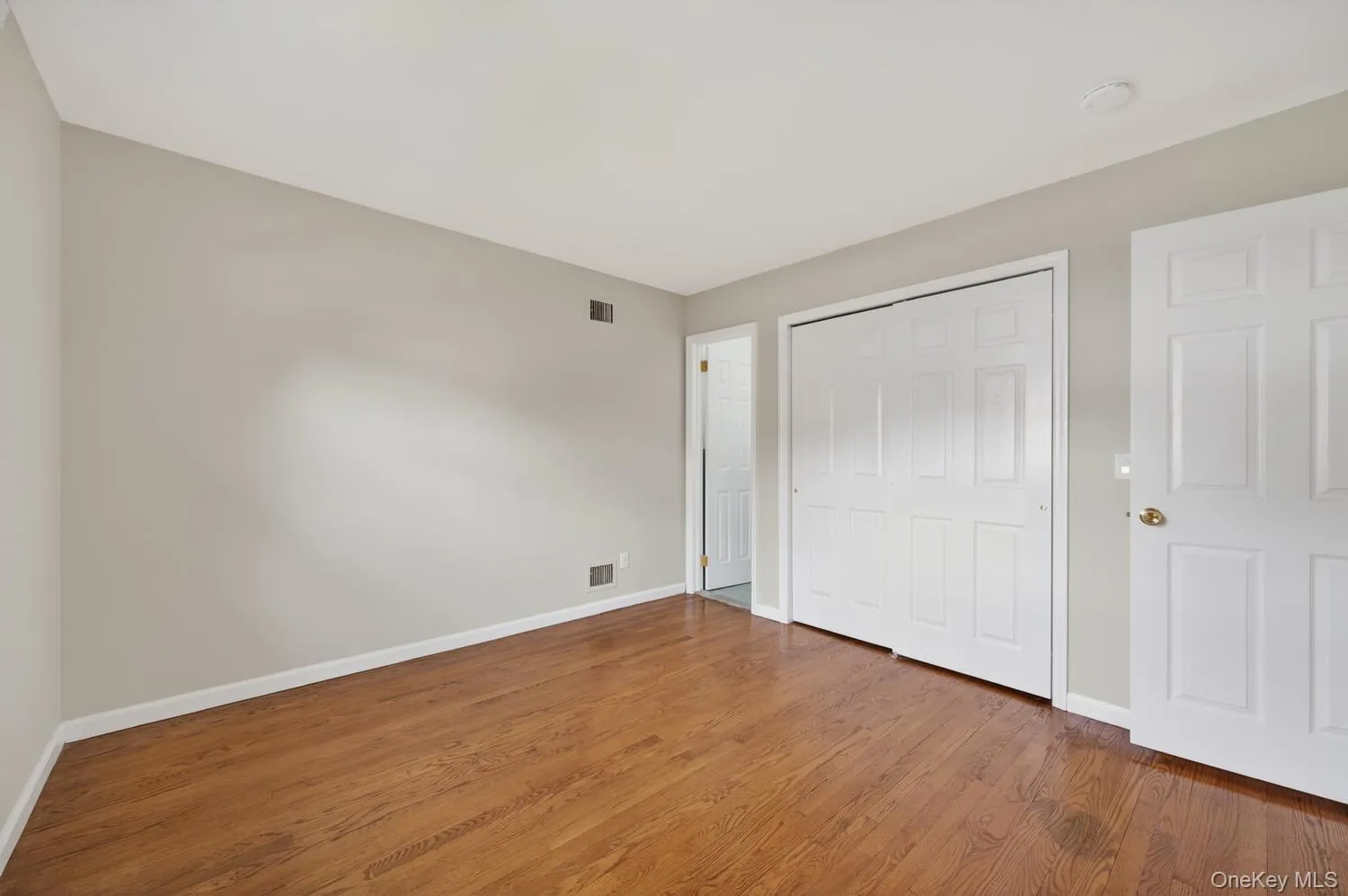 68B Graywood, North Hempstead, NY, 4 Bedrooms Bedrooms, 6 Rooms Rooms,4 BathroomsBathrooms,Residential Lease,For Rent,Graywood,0,1000746 68B Graywood, North Hempstead, NY, 4 Bedrooms Bedrooms, 6 Rooms Rooms,4 BathroomsBathrooms,Residential Lease,For Rent,Graywood,0,1000746