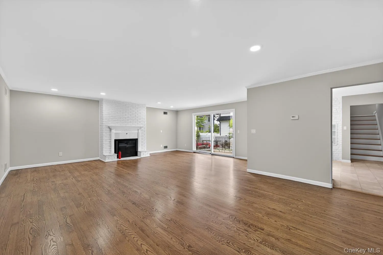 68B Graywood, North Hempstead, NY, 4 Bedrooms Bedrooms, 6 Rooms Rooms,4 BathroomsBathrooms,Residential Lease,For Rent,Graywood,0,1000746 68B Graywood, North Hempstead, NY, 4 Bedrooms Bedrooms, 6 Rooms Rooms,4 BathroomsBathrooms,Residential Lease,For Rent,Graywood,0,1000746