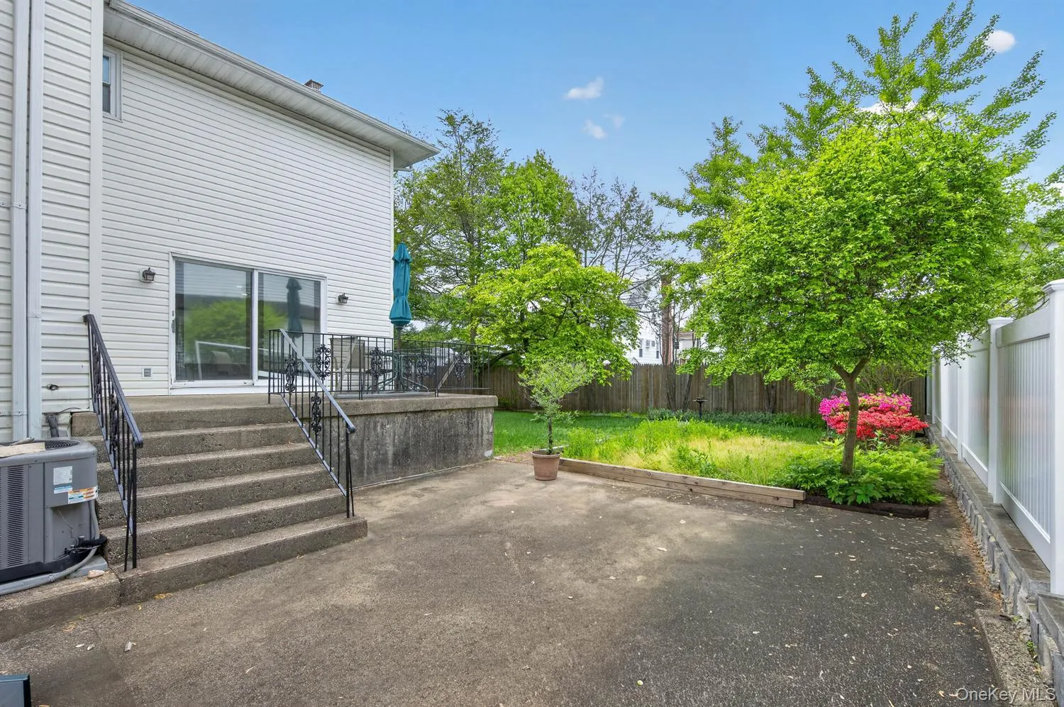 68B Graywood, North Hempstead, NY, 4 Bedrooms Bedrooms, 6 Rooms Rooms,4 BathroomsBathrooms,Residential Lease,For Rent,Graywood,0,1000746 68B Graywood, North Hempstead, NY, 4 Bedrooms Bedrooms, 6 Rooms Rooms,4 BathroomsBathrooms,Residential Lease,For Rent,Graywood,0,1000746