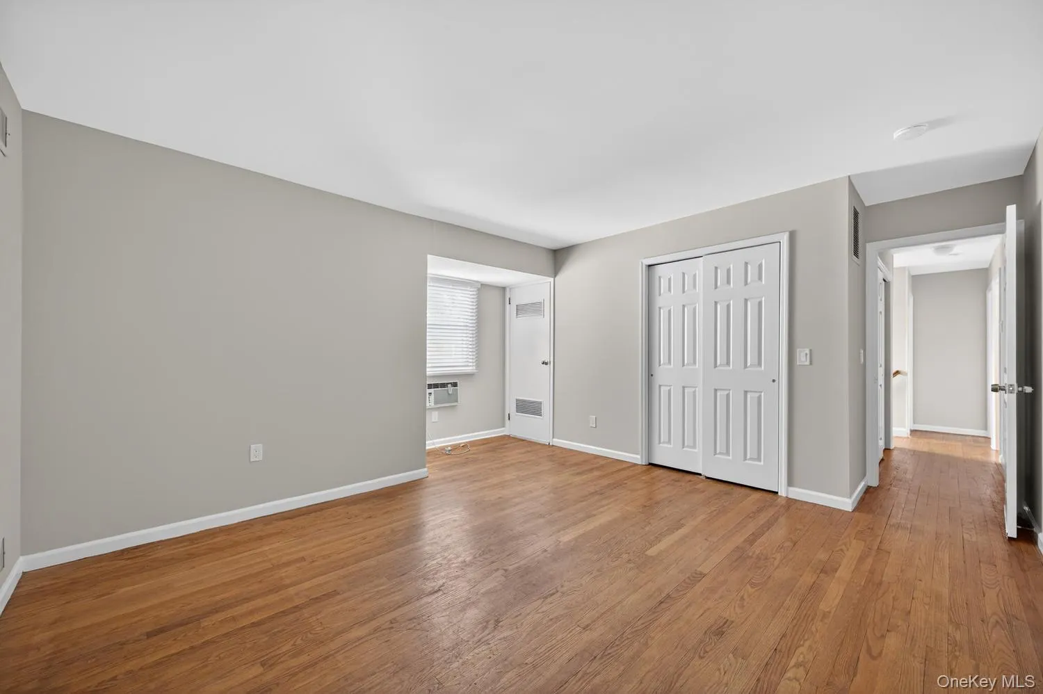 68B Graywood, North Hempstead, NY, 4 Bedrooms Bedrooms, 6 Rooms Rooms,4 BathroomsBathrooms,Residential Lease,For Rent,Graywood,0,1000746 68B Graywood, North Hempstead, NY, 4 Bedrooms Bedrooms, 6 Rooms Rooms,4 BathroomsBathrooms,Residential Lease,For Rent,Graywood,0,1000746