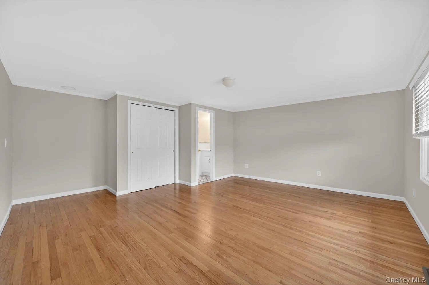 68A Graywood Road, North Hempstead, NY, 4 Bedrooms Bedrooms, 6 Rooms Rooms,2 BathroomsBathrooms,Residential Lease,For Rent,Graywood,0,1000748 68A Graywood Road, North Hempstead, NY, 4 Bedrooms Bedrooms, 6 Rooms Rooms,2 BathroomsBathrooms,Residential Lease,For Rent,Graywood,0,1000748