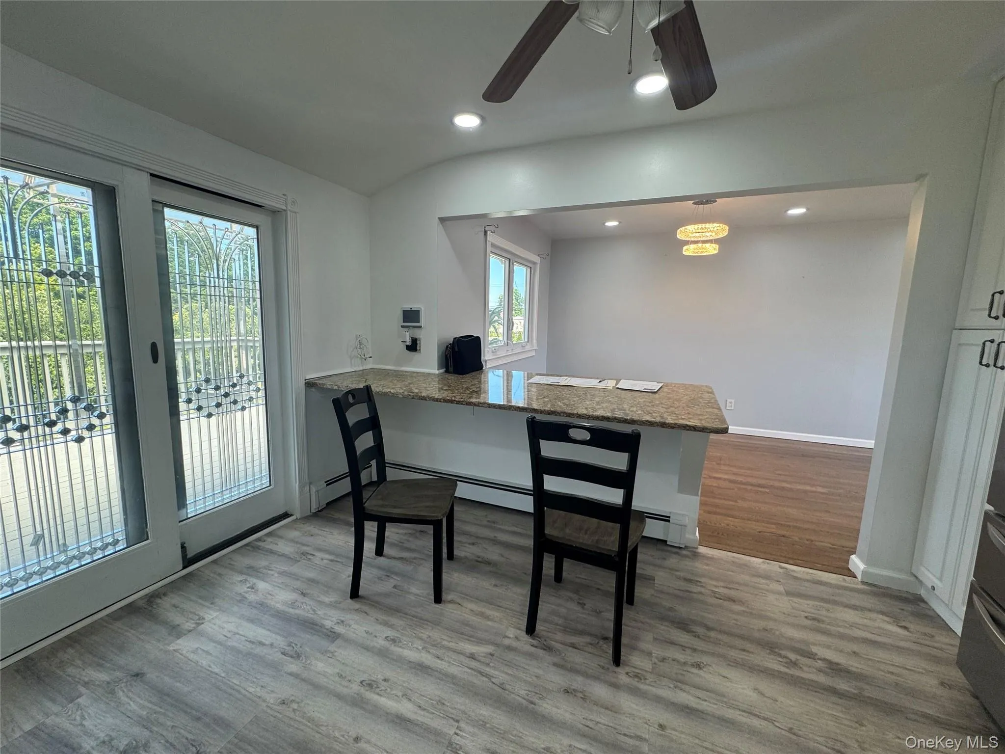 14 Hilton Court, Oyster Bay, NY, 3 Bedrooms Bedrooms, 9 Rooms Rooms,2 BathroomsBathrooms,Residential,For Rent,Hilton,0,1000751 14 Hilton Court, Oyster Bay, NY, 3 Bedrooms Bedrooms, 9 Rooms Rooms,2 BathroomsBathrooms,Residential,For Rent,Hilton,0,1000751