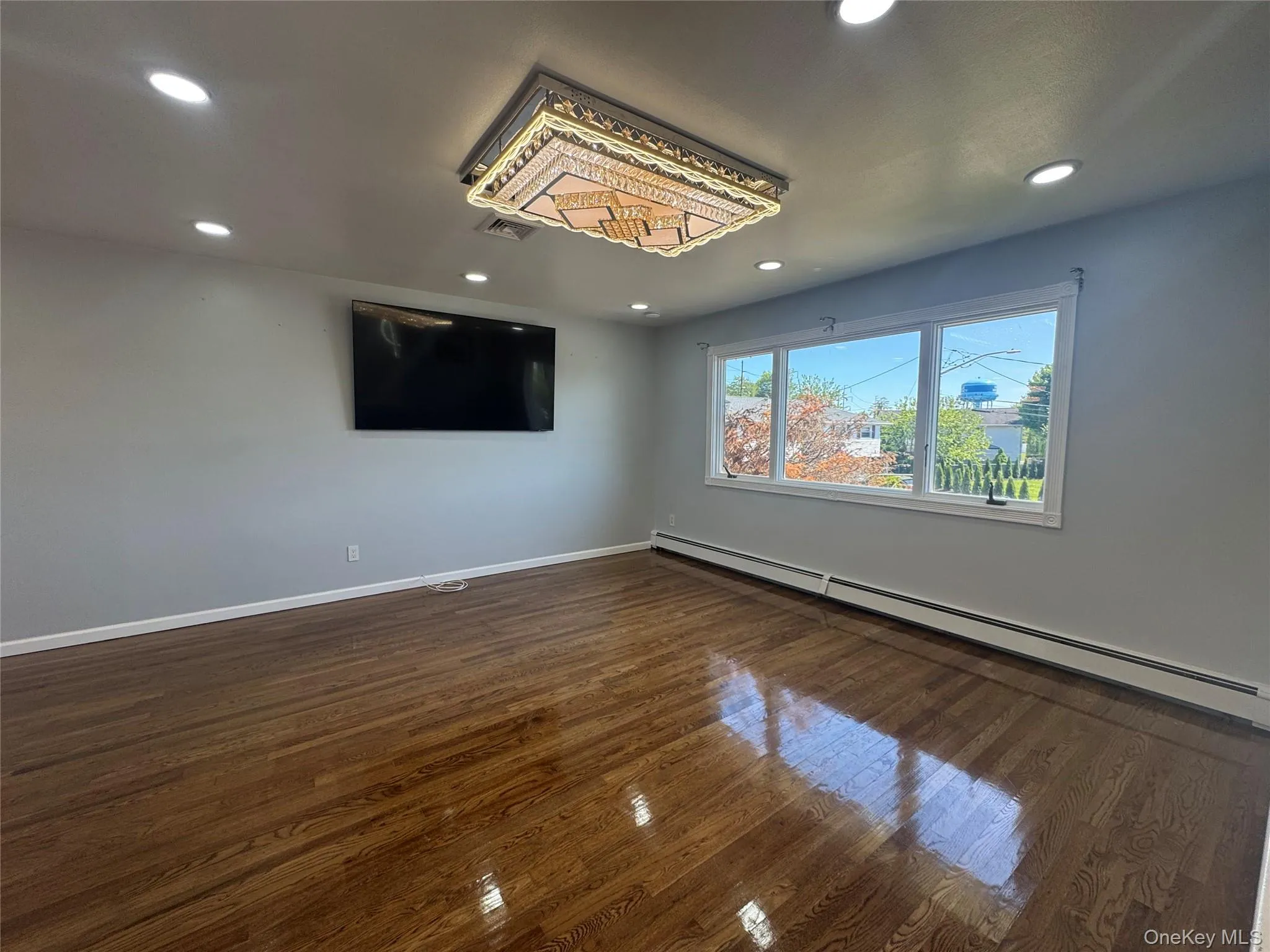 14 Hilton Court, Oyster Bay, NY, 3 Bedrooms Bedrooms, 9 Rooms Rooms,2 BathroomsBathrooms,Residential,For Rent,Hilton,0,1000751 14 Hilton Court, Oyster Bay, NY, 3 Bedrooms Bedrooms, 9 Rooms Rooms,2 BathroomsBathrooms,Residential,For Rent,Hilton,0,1000751