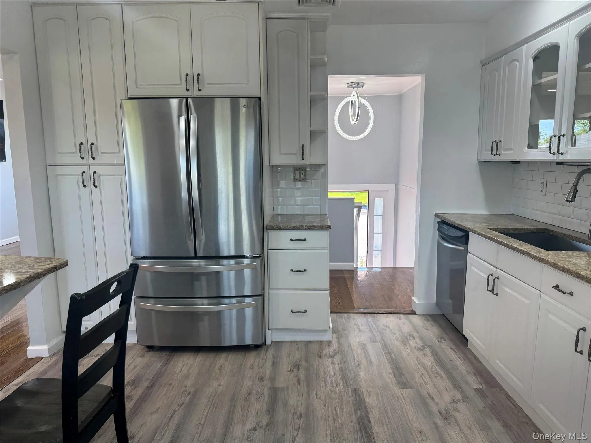 14 Hilton Court, Oyster Bay, NY, 3 Bedrooms Bedrooms, 9 Rooms Rooms,2 BathroomsBathrooms,Residential,For Rent,Hilton,0,1000751 14 Hilton Court, Oyster Bay, NY, 3 Bedrooms Bedrooms, 9 Rooms Rooms,2 BathroomsBathrooms,Residential,For Rent,Hilton,0,1000751