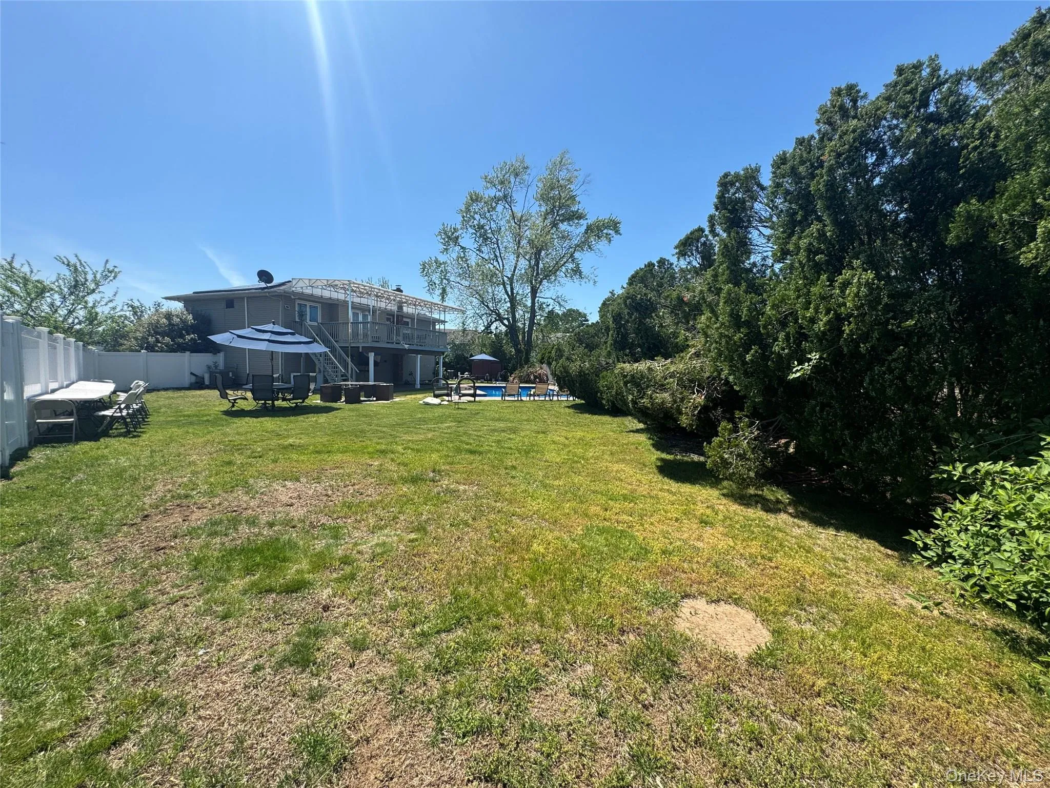 14 Hilton Court, Oyster Bay, NY, 3 Bedrooms Bedrooms, 9 Rooms Rooms,2 BathroomsBathrooms,Residential,For Rent,Hilton,0,1000751 14 Hilton Court, Oyster Bay, NY, 3 Bedrooms Bedrooms, 9 Rooms Rooms,2 BathroomsBathrooms,Residential,For Rent,Hilton,0,1000751