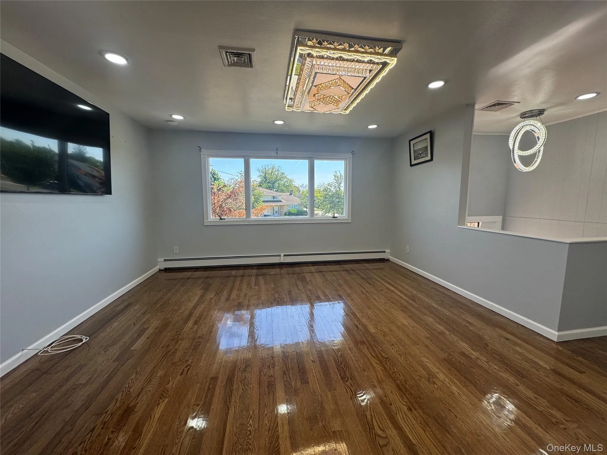 14 Hilton Court, Oyster Bay, NY, 3 Bedrooms Bedrooms, 9 Rooms Rooms,2 BathroomsBathrooms,Residential,For Rent,Hilton,0,1000751 14 Hilton Court, Oyster Bay, NY, 3 Bedrooms Bedrooms, 9 Rooms Rooms,2 BathroomsBathrooms,Residential,For Rent,Hilton,0,1000751
