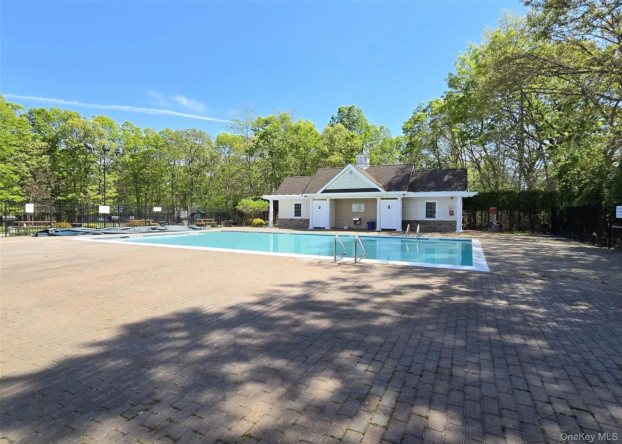 460 Old Town Road, Brookhaven, NY, 1 Bedroom Bedrooms, 4 Rooms Rooms,1 BathroomBathrooms,Residential,For Rent,Old Town,0,1000753 460 Old Town Road, Brookhaven, NY, 1 Bedroom Bedrooms, 4 Rooms Rooms,1 BathroomBathrooms,Residential,For Rent,Old Town,0,1000753