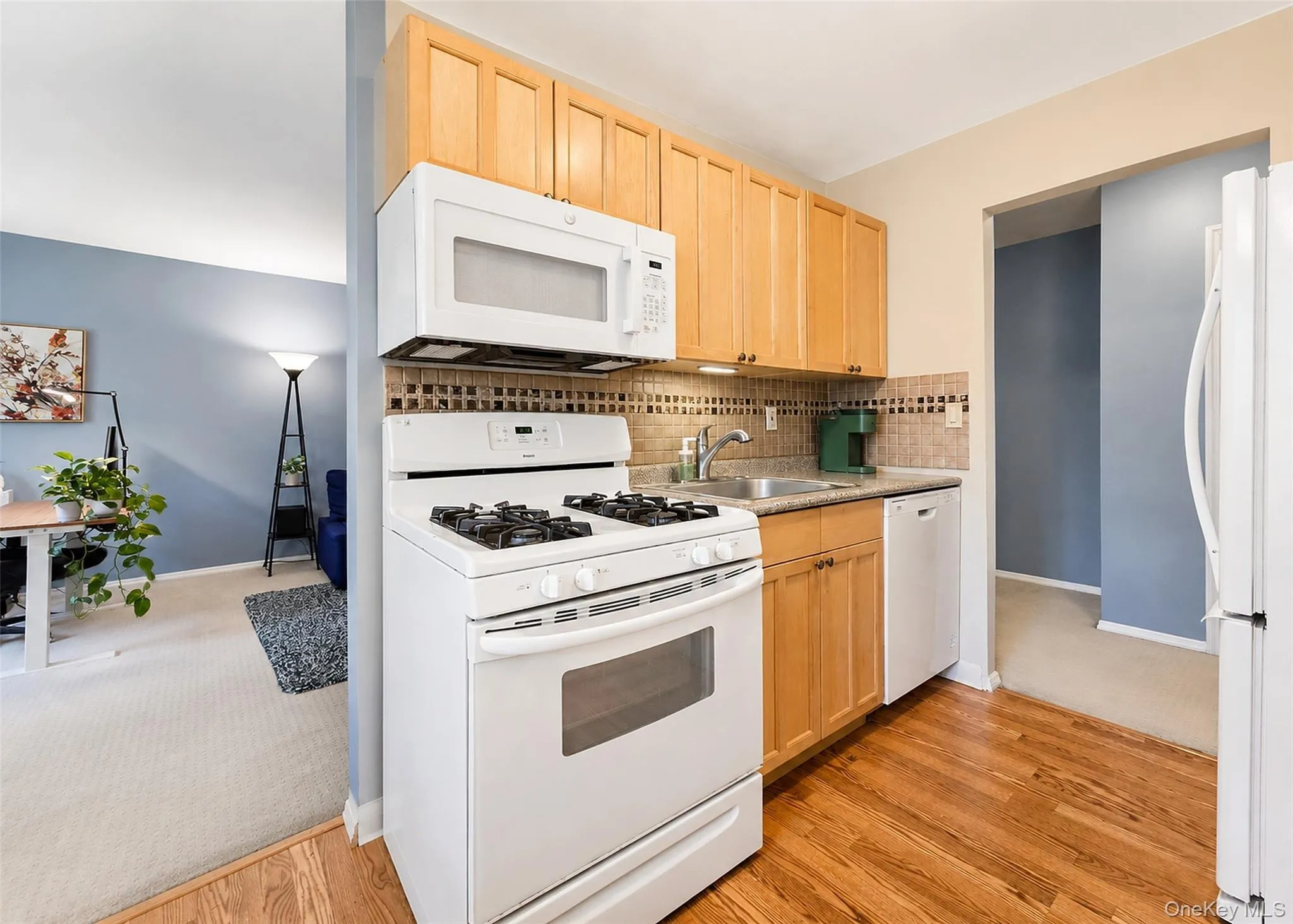 460 Old Town Road, Brookhaven, NY, 1 Bedroom Bedrooms, 4 Rooms Rooms,1 BathroomBathrooms,Residential,For Rent,Old Town,0,1000753 460 Old Town Road, Brookhaven, NY, 1 Bedroom Bedrooms, 4 Rooms Rooms,1 BathroomBathrooms,Residential,For Rent,Old Town,0,1000753