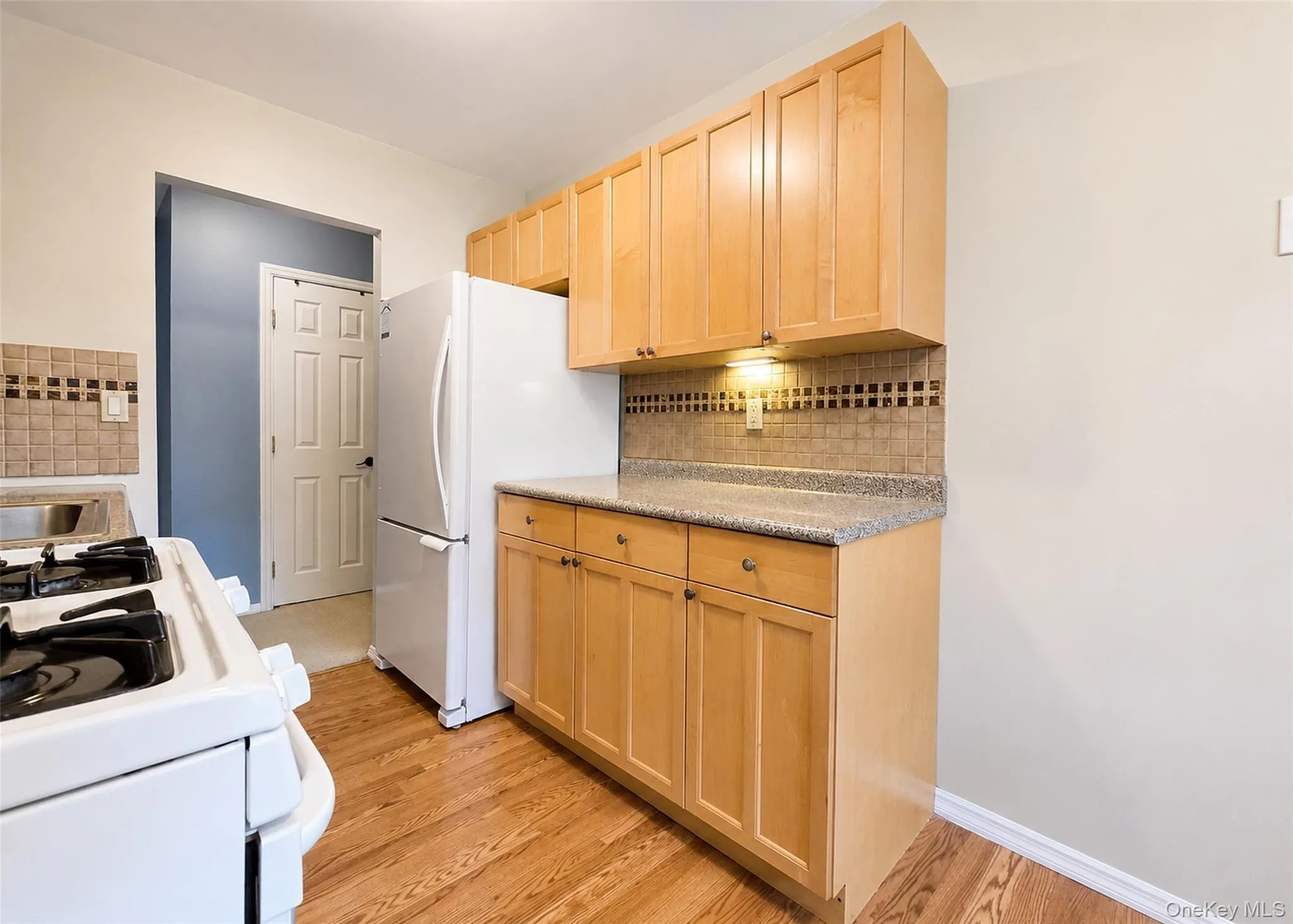 460 Old Town Road, Brookhaven, NY, 1 Bedroom Bedrooms, 4 Rooms Rooms,1 BathroomBathrooms,Residential,For Rent,Old Town,0,1000753 460 Old Town Road, Brookhaven, NY, 1 Bedroom Bedrooms, 4 Rooms Rooms,1 BathroomBathrooms,Residential,For Rent,Old Town,0,1000753