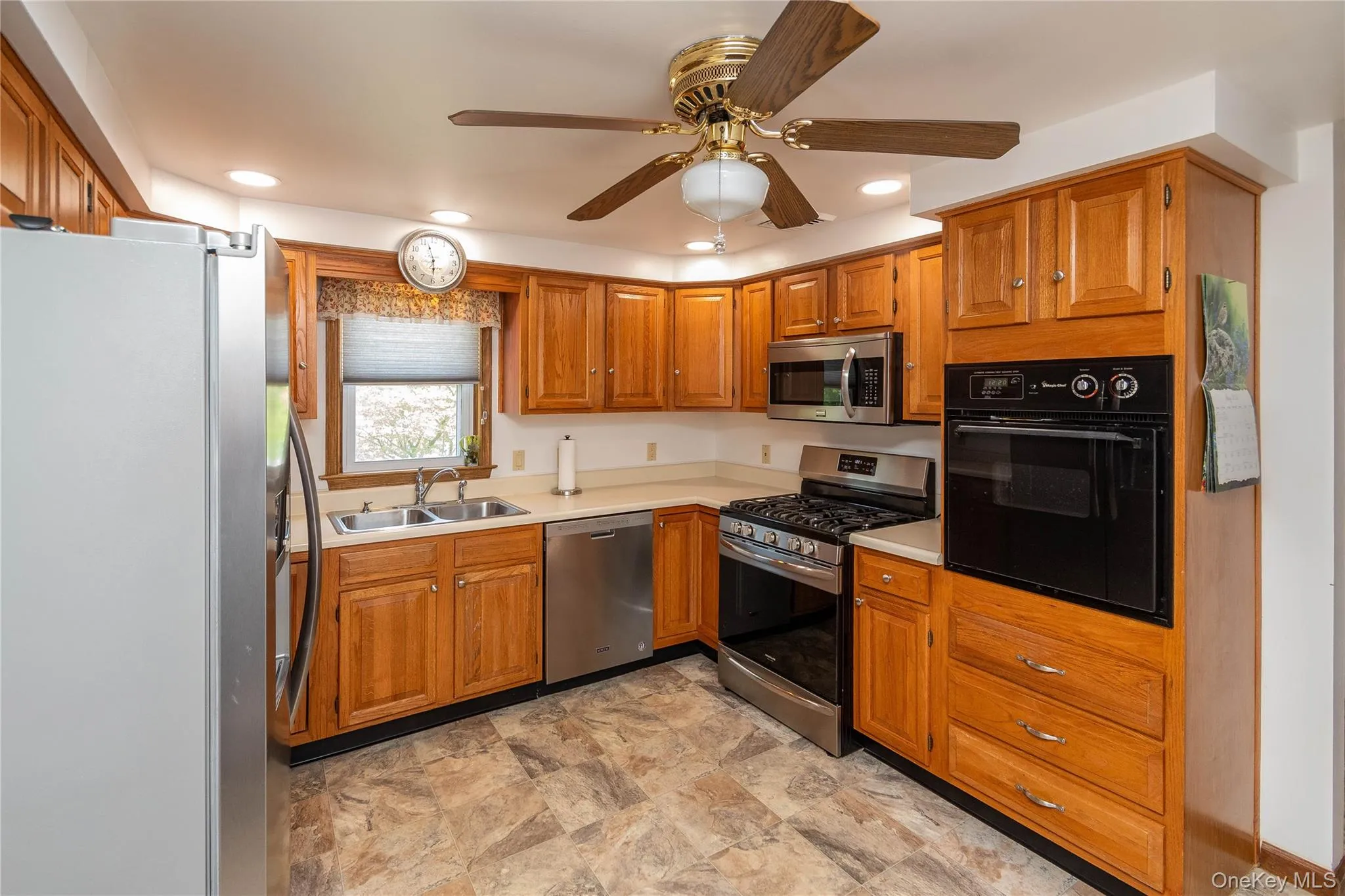 140 Elm Street, Saugerties, NY, 3 Bedrooms Bedrooms, 9 Rooms Rooms,2 BathroomsBathrooms,Residential,For Rent,Elm,0,1000756 140 Elm Street, Saugerties, NY, 3 Bedrooms Bedrooms, 9 Rooms Rooms,2 BathroomsBathrooms,Residential,For Rent,Elm,0,1000756