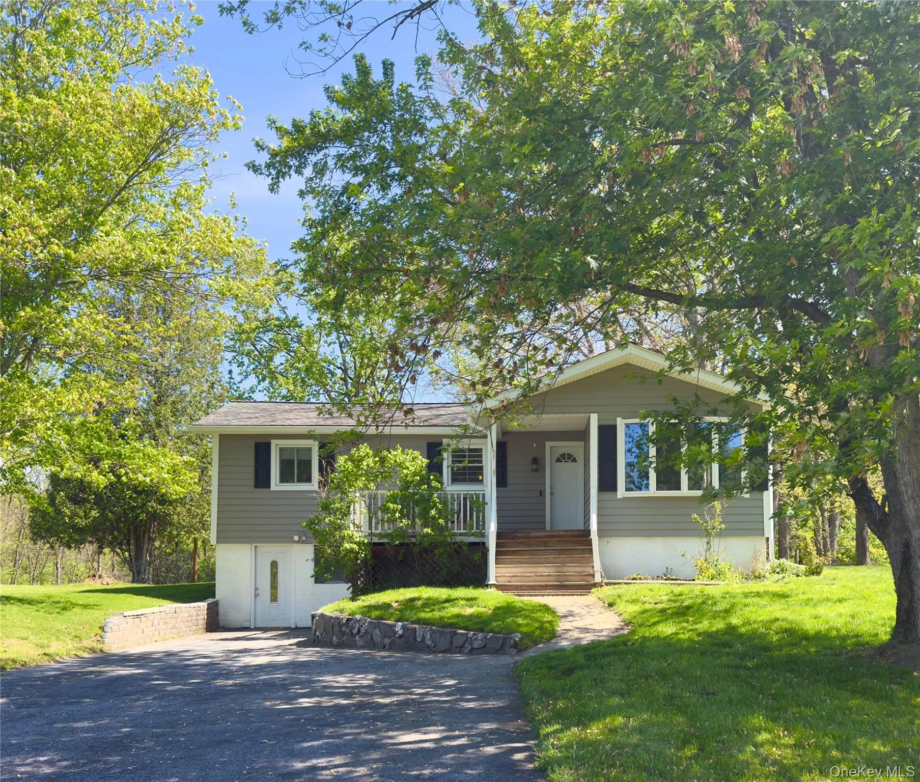 52 Holt Road, Hyde Park, NY, 3 Bedrooms Bedrooms, 5 Rooms Rooms,1 BathroomBathrooms,Residential,For Rent,Holt,0,1000759 52 Holt Road, Hyde Park, NY, 3 Bedrooms Bedrooms, 5 Rooms Rooms,1 BathroomBathrooms,Residential,For Rent,Holt,0,1000759