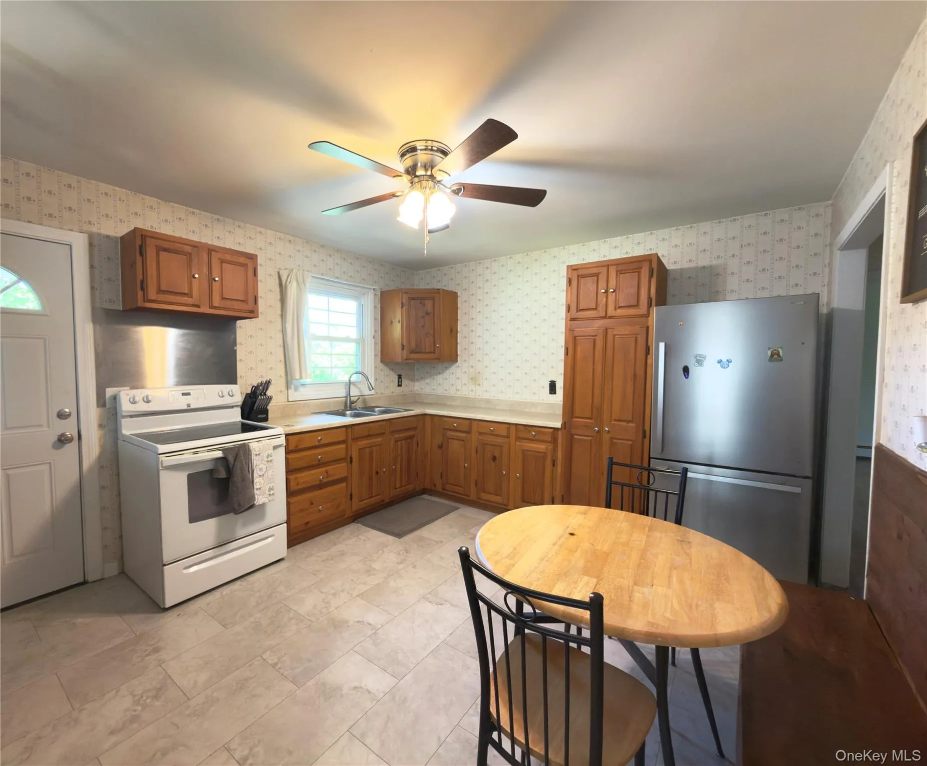 52 Holt Road, Hyde Park, NY, 3 Bedrooms Bedrooms, 5 Rooms Rooms,1 BathroomBathrooms,Residential,For Rent,Holt,0,1000759 52 Holt Road, Hyde Park, NY, 3 Bedrooms Bedrooms, 5 Rooms Rooms,1 BathroomBathrooms,Residential,For Rent,Holt,0,1000759