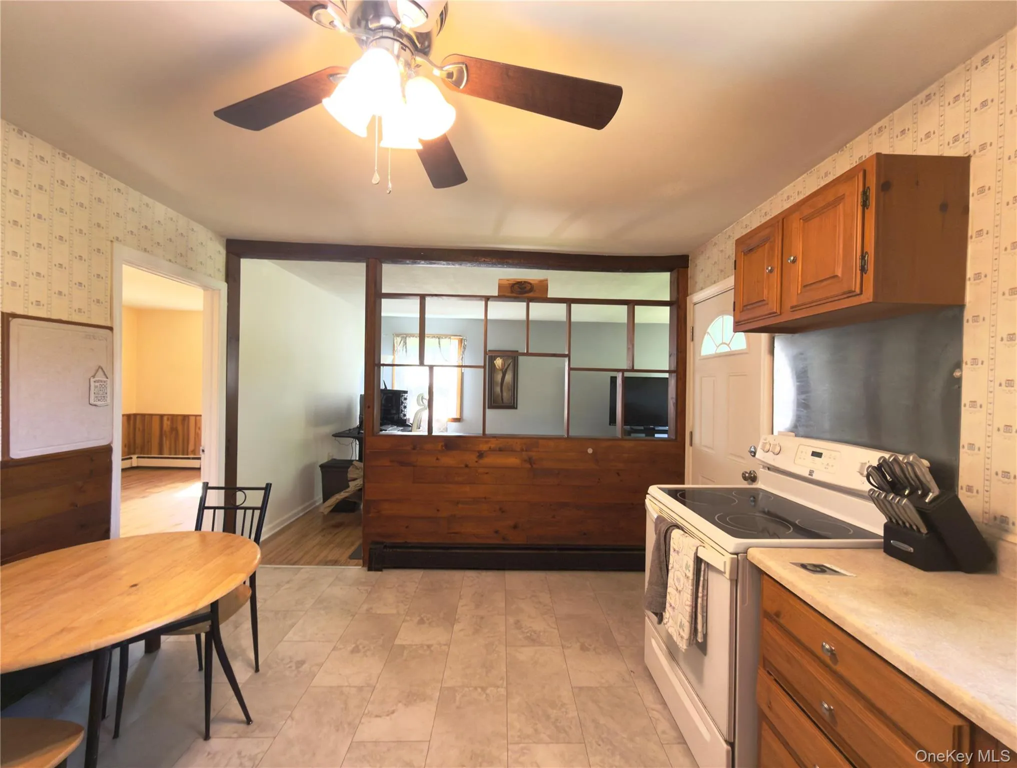 52 Holt Road, Hyde Park, NY, 3 Bedrooms Bedrooms, 5 Rooms Rooms,1 BathroomBathrooms,Residential,For Rent,Holt,0,1000759 52 Holt Road, Hyde Park, NY, 3 Bedrooms Bedrooms, 5 Rooms Rooms,1 BathroomBathrooms,Residential,For Rent,Holt,0,1000759