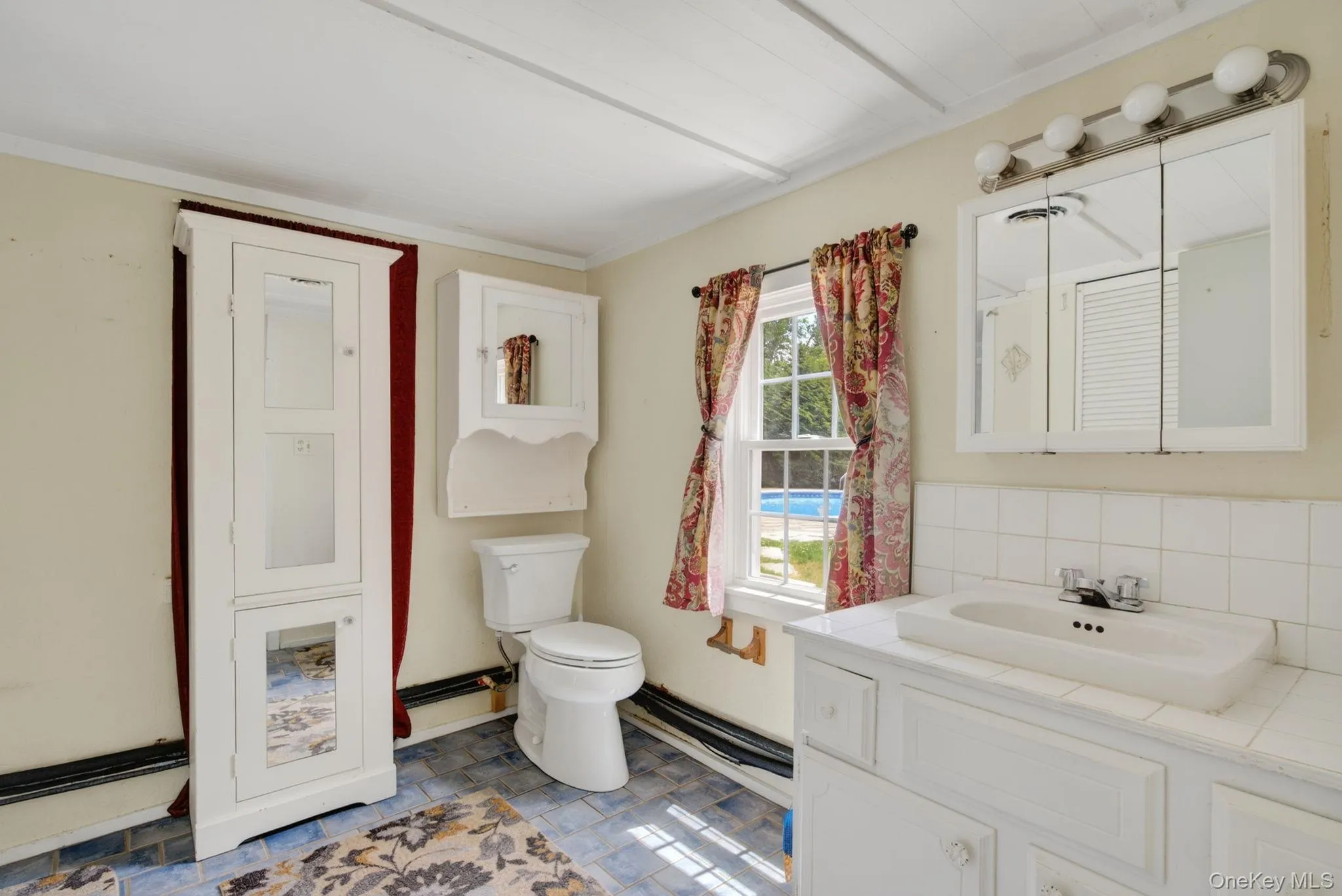 First floor bath in cottage First floor bath in cottage