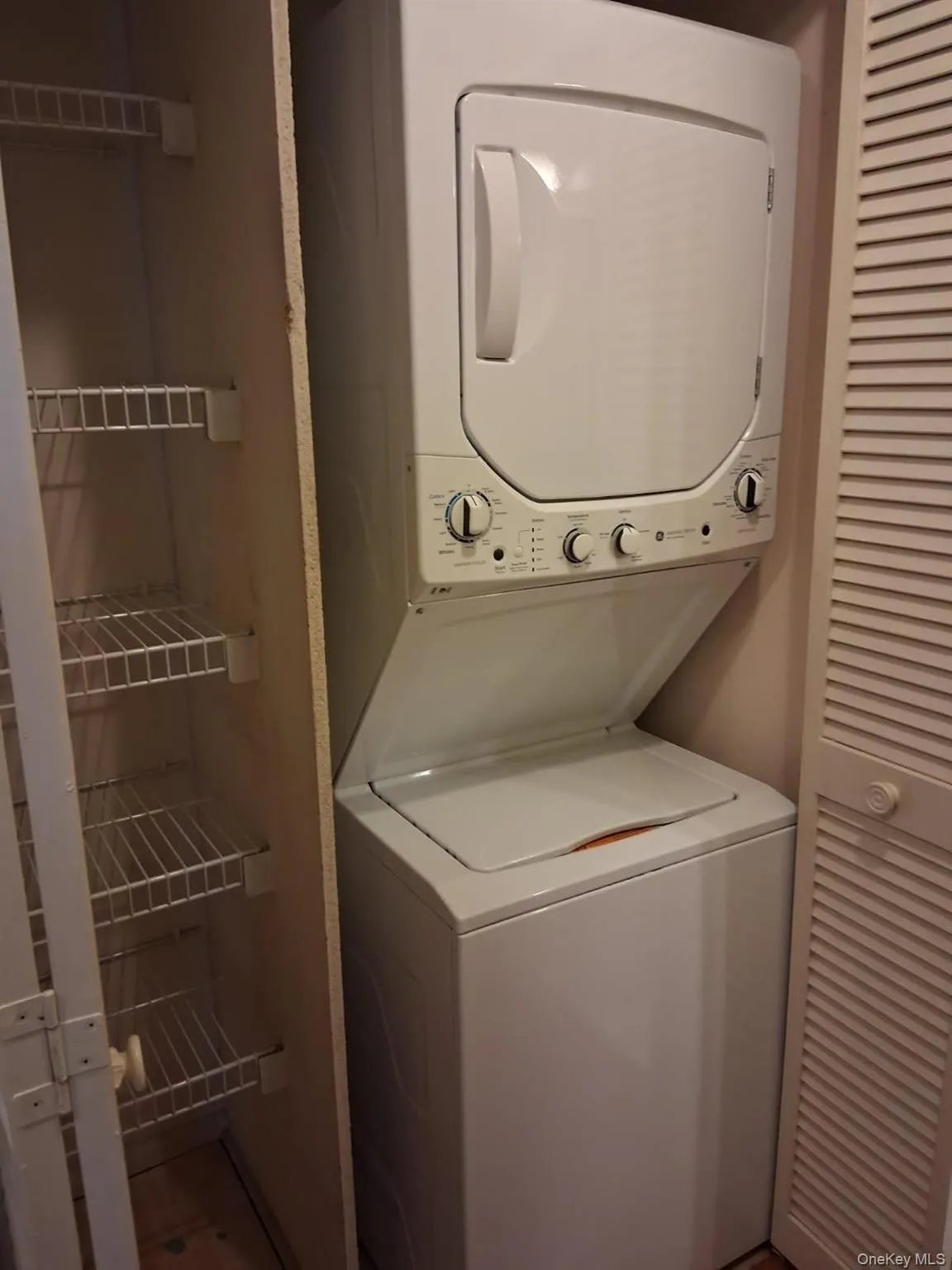 In unit washer/dryer In unit washer/dryer