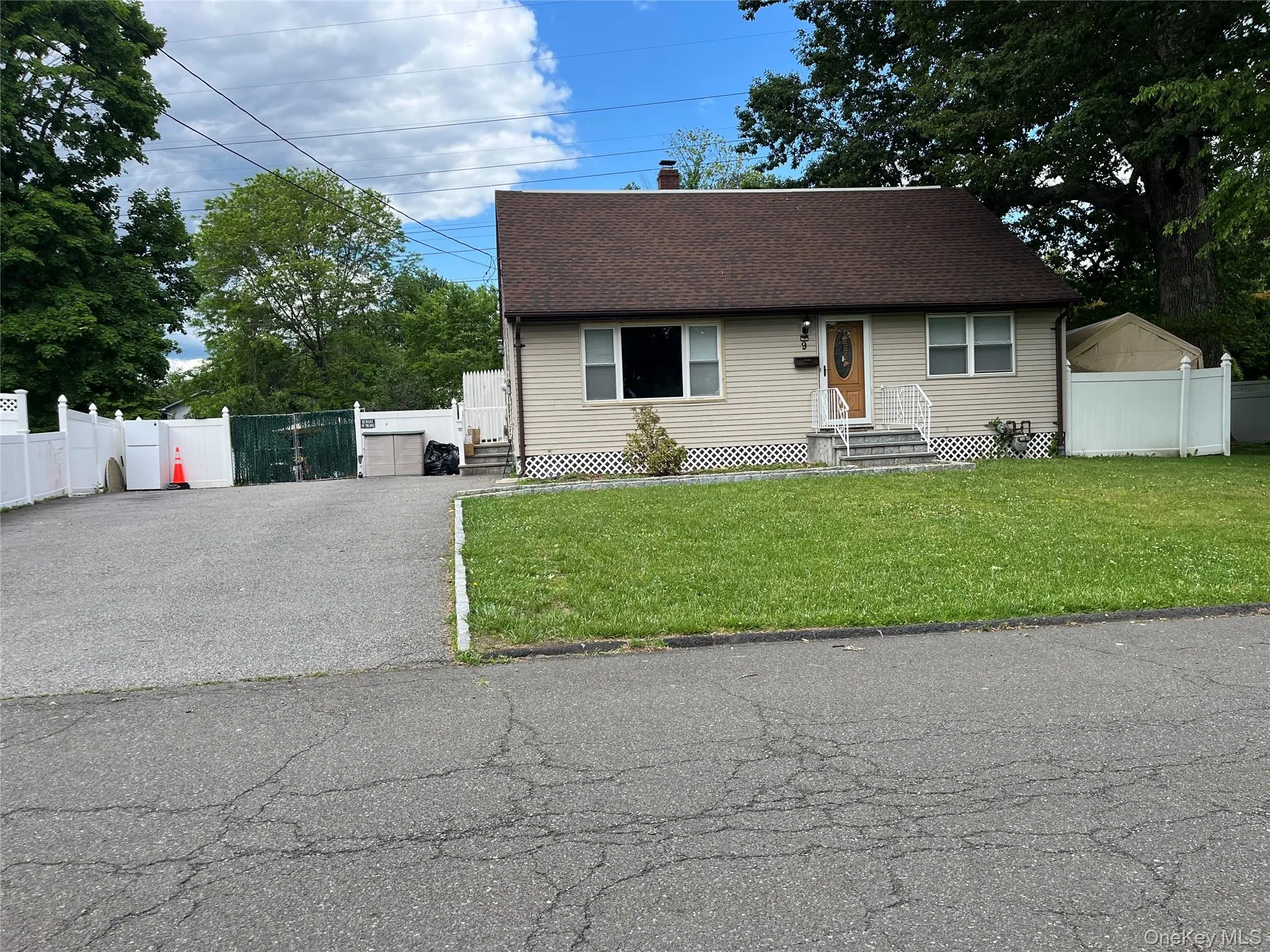 9 Walter Drive, Stony Point, NY, 4 Bedrooms Bedrooms, 8 Rooms Rooms,2 BathroomsBathrooms,Residential,For Rent,Walter,0,1000773 9 Walter Drive, Stony Point, NY, 4 Bedrooms Bedrooms, 8 Rooms Rooms,2 BathroomsBathrooms,Residential,For Rent,Walter,0,1000773