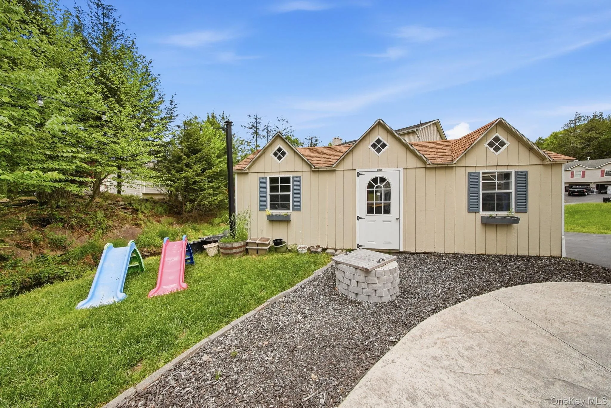 16 Plymouth Lane, Thompson, NY, 4 Bedrooms Bedrooms, 9 Rooms Rooms,2 BathroomsBathrooms,Residential,For Rent,Plymouth,0,1000774 16 Plymouth Lane, Thompson, NY, 4 Bedrooms Bedrooms, 9 Rooms Rooms,2 BathroomsBathrooms,Residential,For Rent,Plymouth,0,1000774