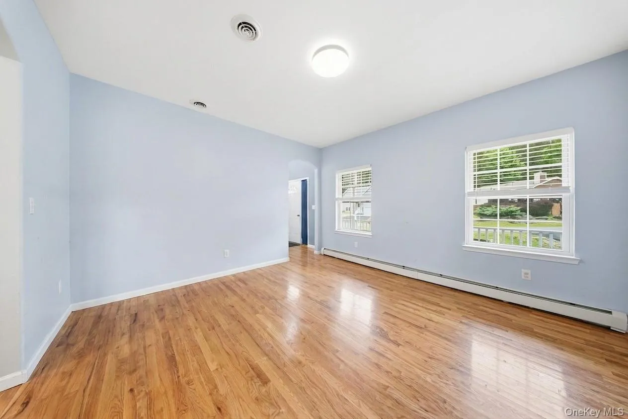 16 Plymouth Lane, Thompson, NY, 4 Bedrooms Bedrooms, 9 Rooms Rooms,2 BathroomsBathrooms,Residential,For Rent,Plymouth,0,1000774 16 Plymouth Lane, Thompson, NY, 4 Bedrooms Bedrooms, 9 Rooms Rooms,2 BathroomsBathrooms,Residential,For Rent,Plymouth,0,1000774
