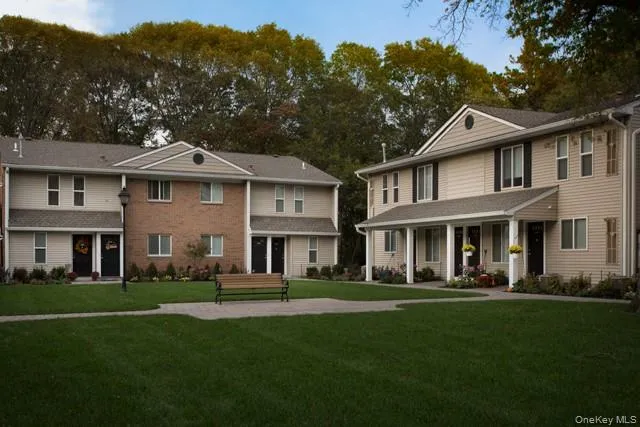 45 Country Club Drive, Brookhaven, NY, 2 Bedrooms Bedrooms, 6 Rooms Rooms,1 BathroomBathrooms,Residential Lease,For Rent,Country Club,0,1000775 45 Country Club Drive, Brookhaven, NY, 2 Bedrooms Bedrooms, 6 Rooms Rooms,1 BathroomBathrooms,Residential Lease,For Rent,Country Club,0,1000775