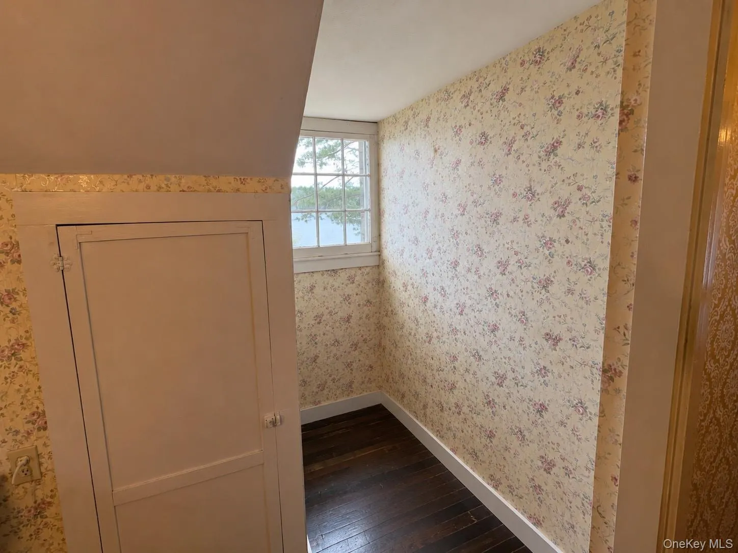 147 Mohican Trail, Lumberland, NY, 3 Bedrooms Bedrooms, 5 Rooms Rooms,1 BathroomBathrooms,Residential,For Rent,Mohican,0,1000776 147 Mohican Trail, Lumberland, NY, 3 Bedrooms Bedrooms, 5 Rooms Rooms,1 BathroomBathrooms,Residential,For Rent,Mohican,0,1000776