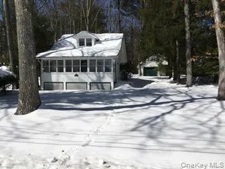 147 Mohican Trail, Lumberland, NY, 3 Bedrooms Bedrooms, 5 Rooms Rooms,1 BathroomBathrooms,Residential,For Rent,Mohican,0,1000776 147 Mohican Trail, Lumberland, NY, 3 Bedrooms Bedrooms, 5 Rooms Rooms,1 BathroomBathrooms,Residential,For Rent,Mohican,0,1000776