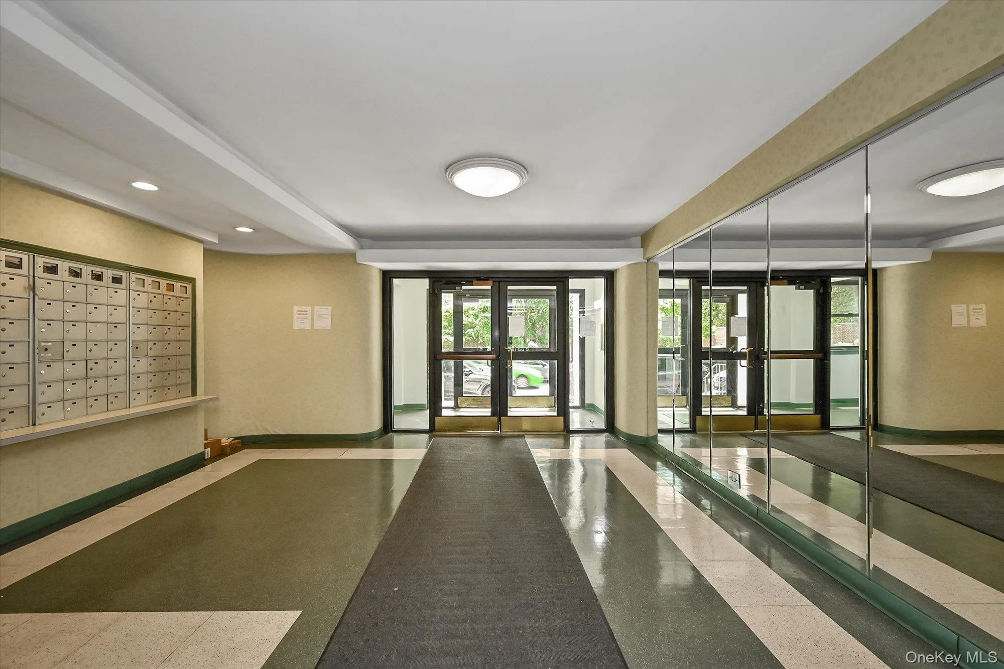 98-25 64th Road, New York, NY, 2 Rooms Rooms,1 BathroomBathrooms,Residential,For Rent,64th,0,1000783 98-25 64th Road, New York, NY, 2 Rooms Rooms,1 BathroomBathrooms,Residential,For Rent,64th,0,1000783