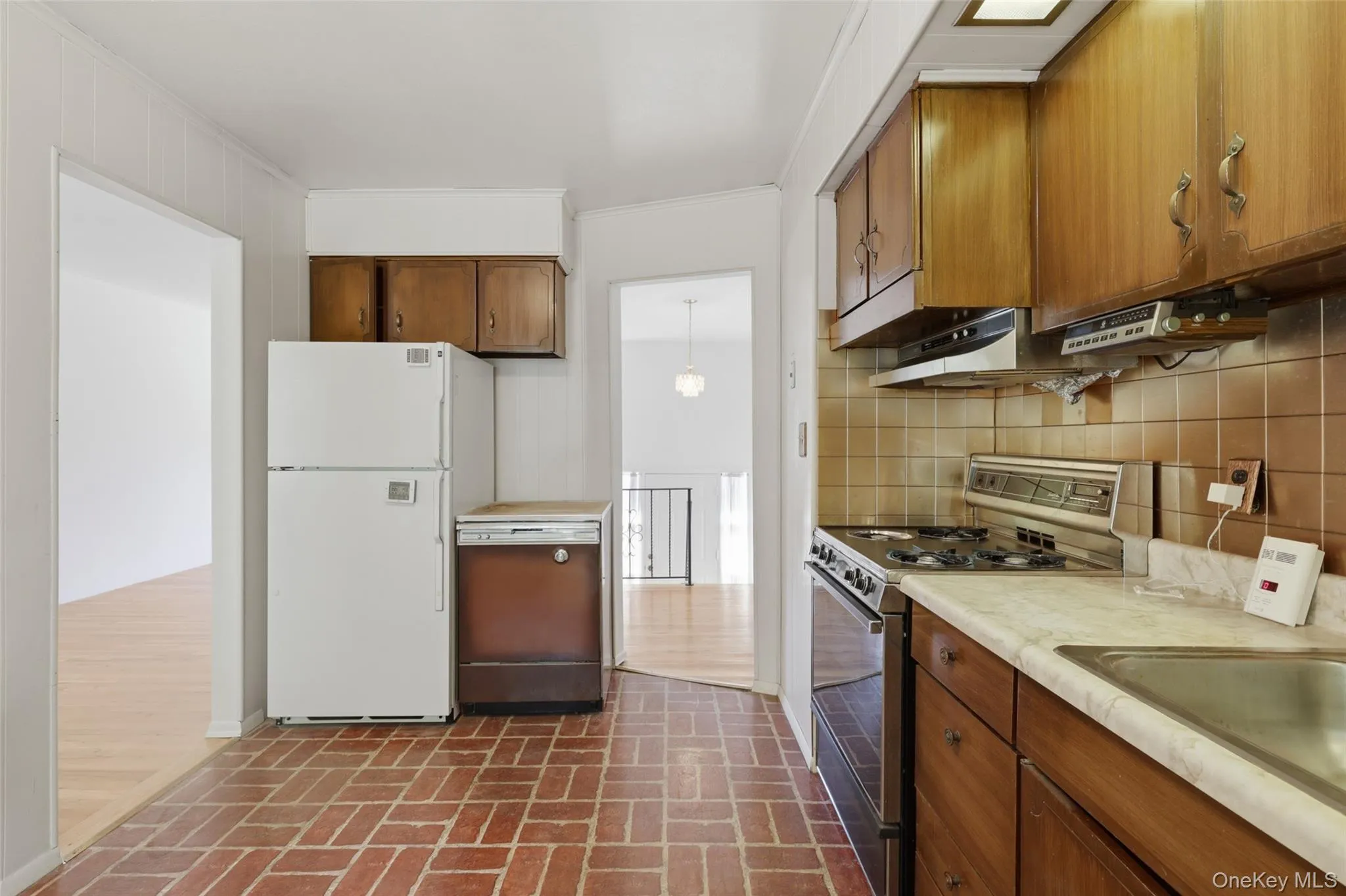 94 Babylon Avenue, Islip, NY, 3 Bedrooms Bedrooms, 7 Rooms Rooms,1 BathroomBathrooms,Residential,For Rent,Babylon,0,1000784 94 Babylon Avenue, Islip, NY, 3 Bedrooms Bedrooms, 7 Rooms Rooms,1 BathroomBathrooms,Residential,For Rent,Babylon,0,1000784