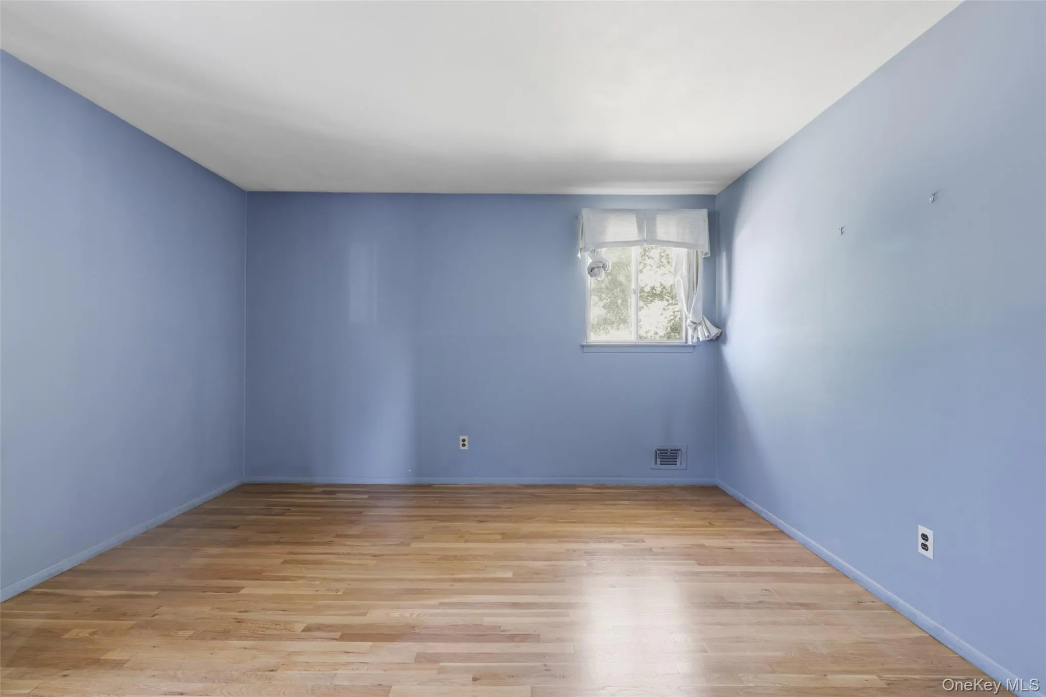 94 Babylon Avenue, Islip, NY, 3 Bedrooms Bedrooms, 7 Rooms Rooms,1 BathroomBathrooms,Residential,For Rent,Babylon,0,1000784 94 Babylon Avenue, Islip, NY, 3 Bedrooms Bedrooms, 7 Rooms Rooms,1 BathroomBathrooms,Residential,For Rent,Babylon,0,1000784