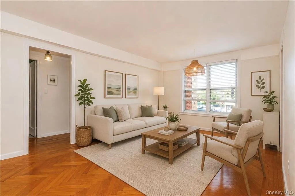 190 72nd Street, New York, NY, 1 Bedroom Bedrooms, 3 Rooms Rooms,1 BathroomBathrooms,Residential,For Rent,72nd,0,1000785 190 72nd Street, New York, NY, 1 Bedroom Bedrooms, 3 Rooms Rooms,1 BathroomBathrooms,Residential,For Rent,72nd,0,1000785