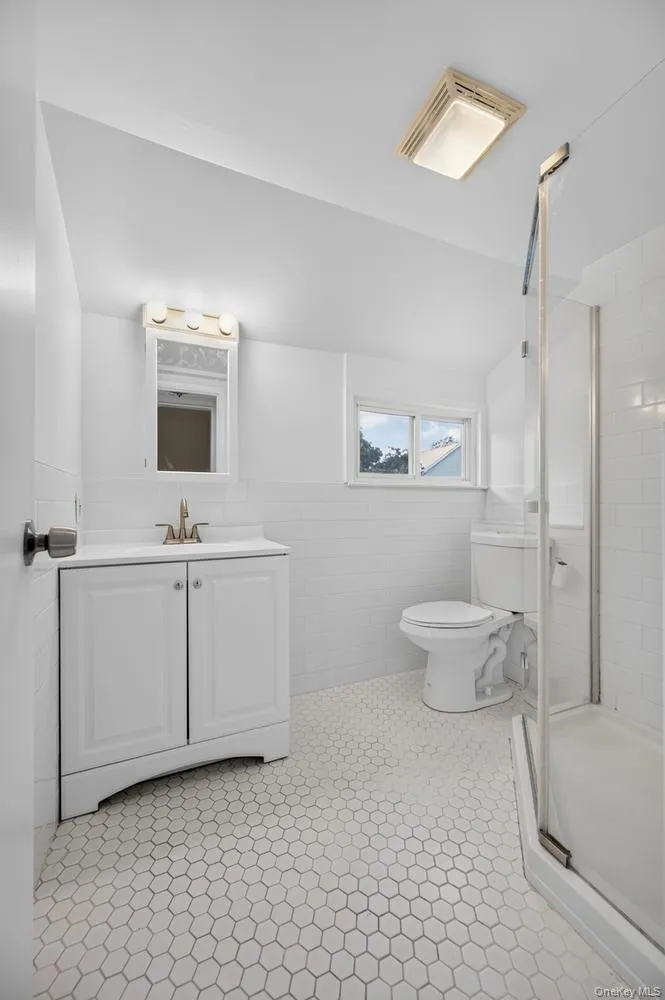 48 Locust Street, North Hempstead, NY, 4 Bedrooms Bedrooms, 8 Rooms Rooms,2 BathroomsBathrooms,Residential,For Rent,Locust,0,1000789 48 Locust Street, North Hempstead, NY, 4 Bedrooms Bedrooms, 8 Rooms Rooms,2 BathroomsBathrooms,Residential,For Rent,Locust,0,1000789