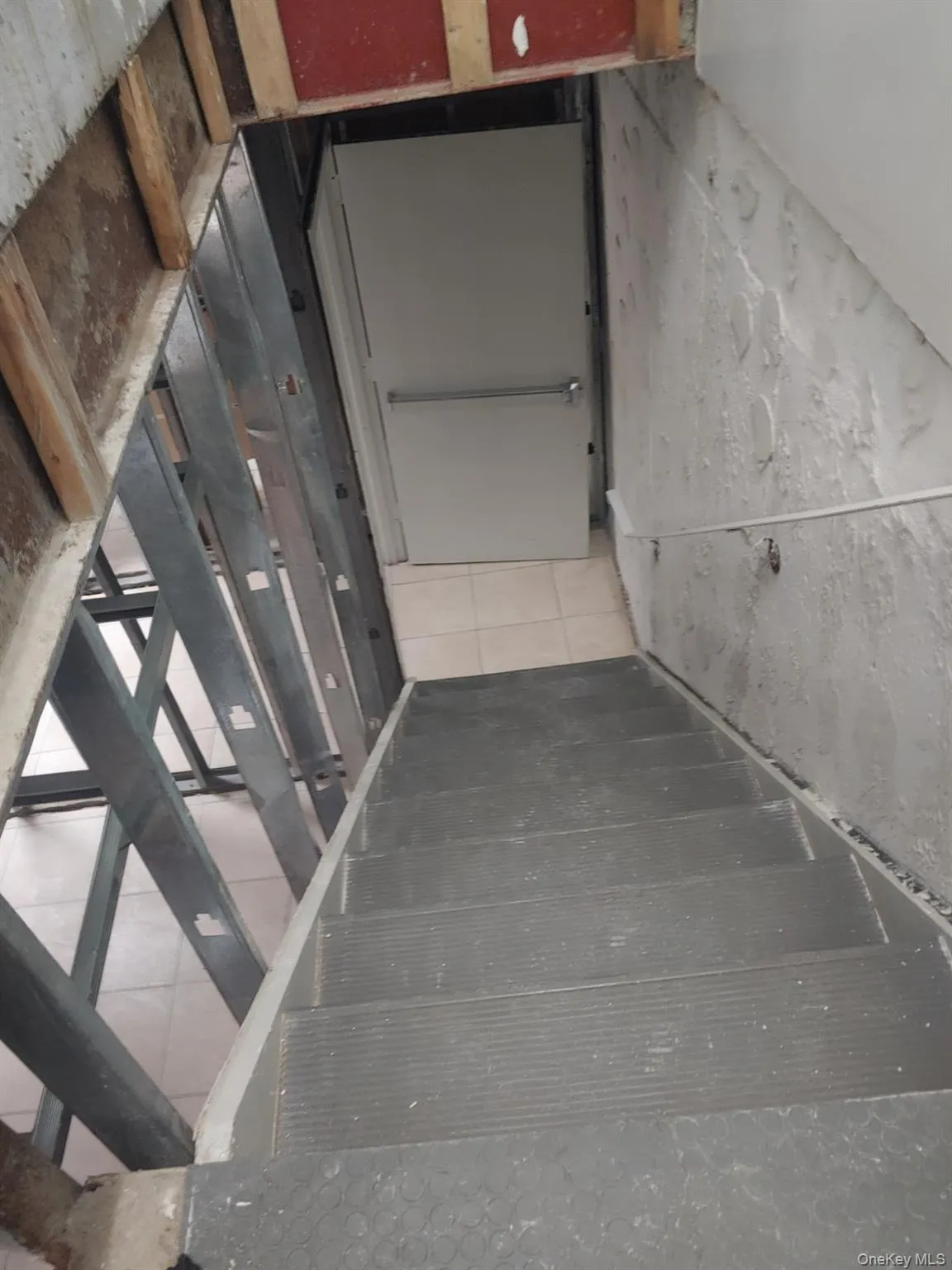 251-16 Hillside Ave, New York, NY, ,Commercial Lease,For Rent,Hillside Ave,0,1000793 251-16 Hillside Ave, New York, NY, ,Commercial Lease,For Rent,Hillside Ave,0,1000793